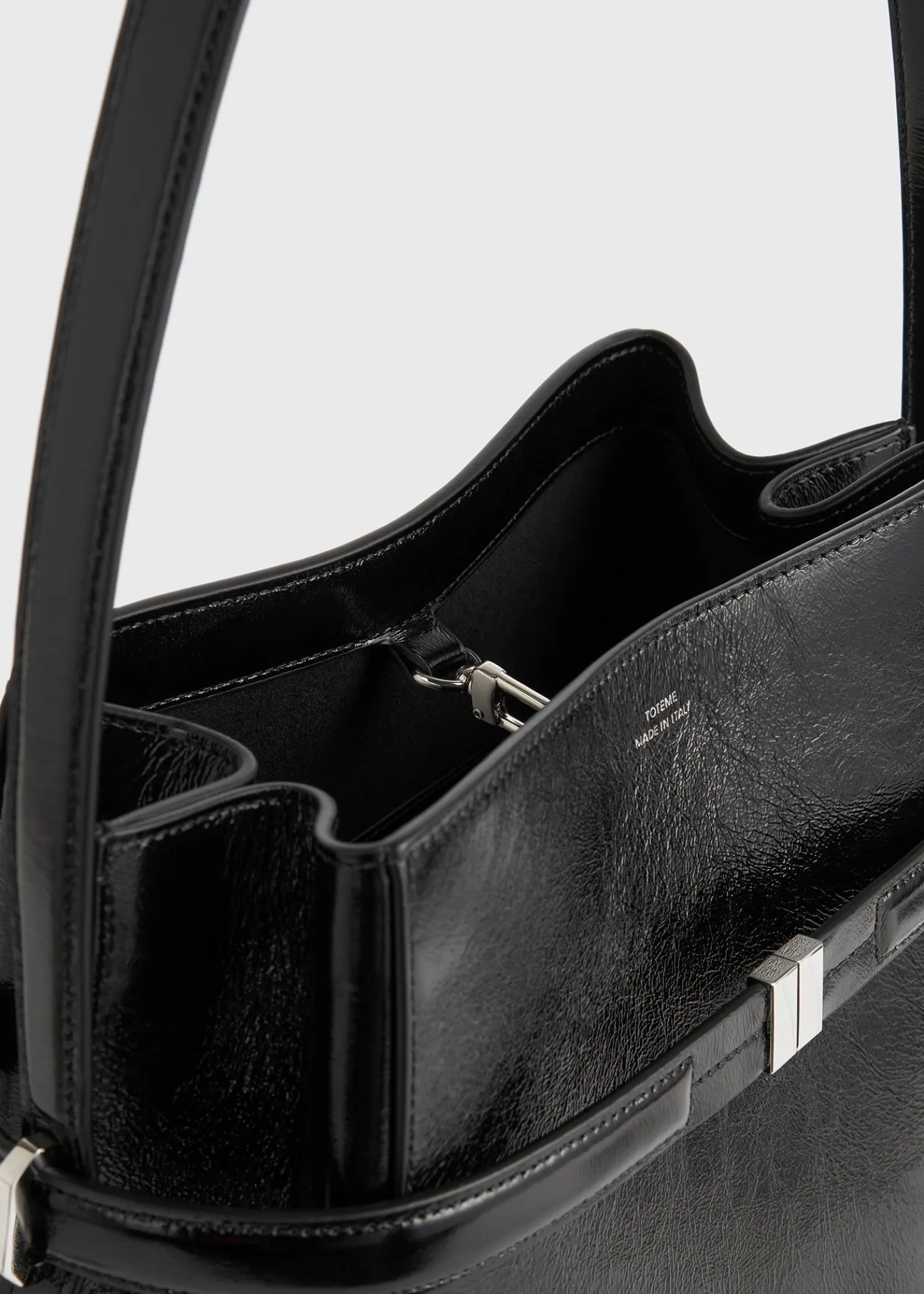 Belted Naplack bucket bag black