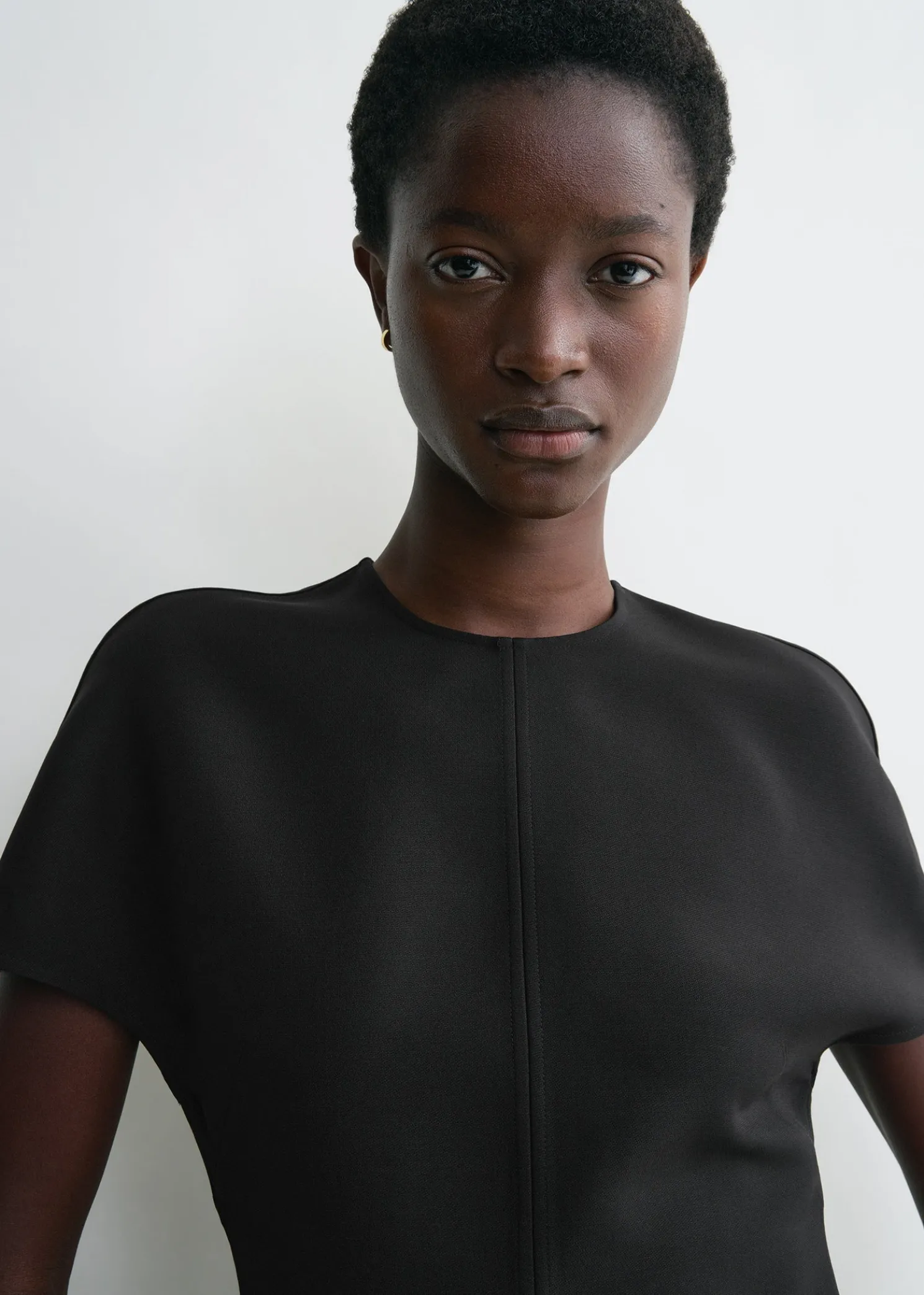 Cap-sleeve top black