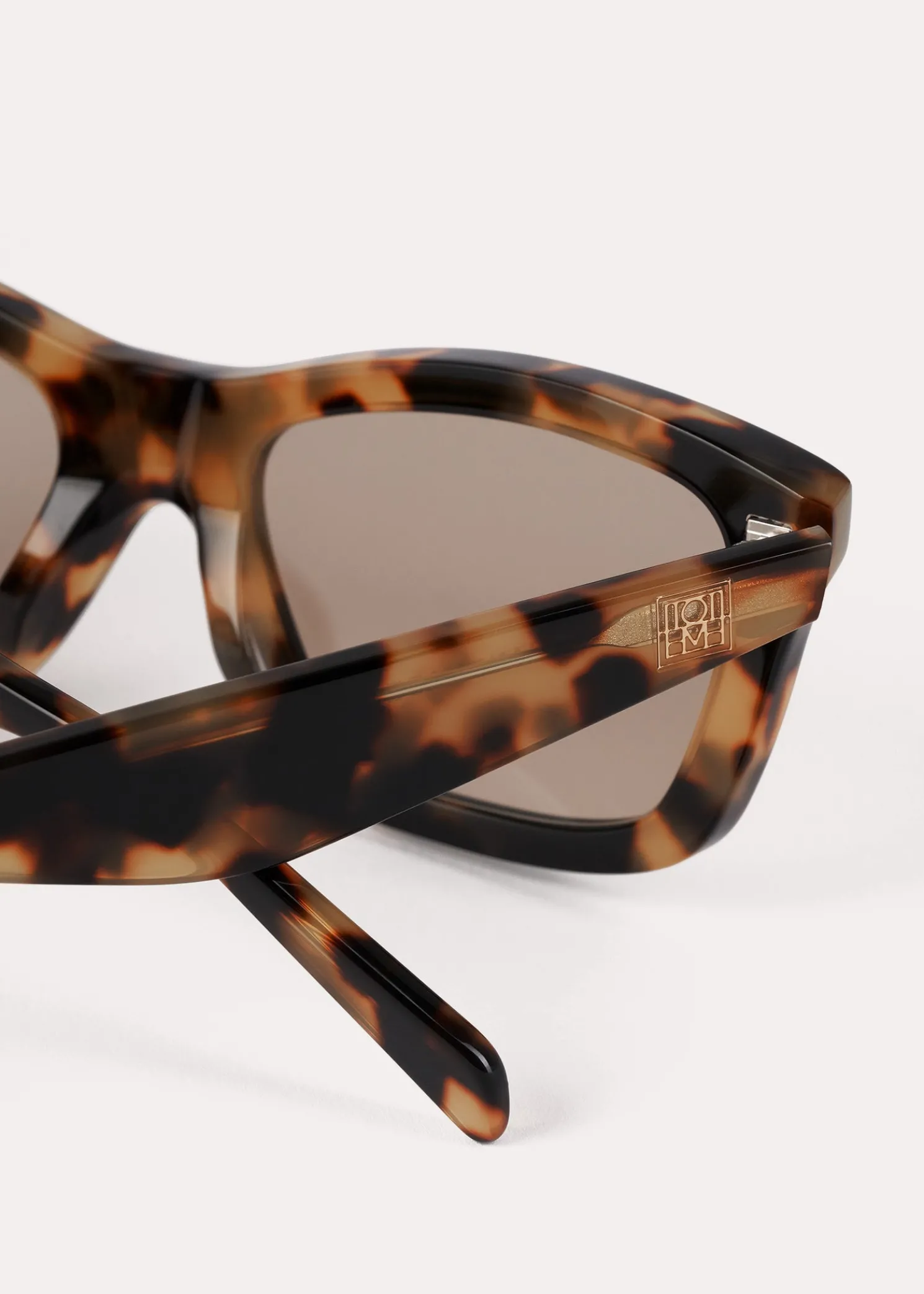 Classic sunglasses tortoise