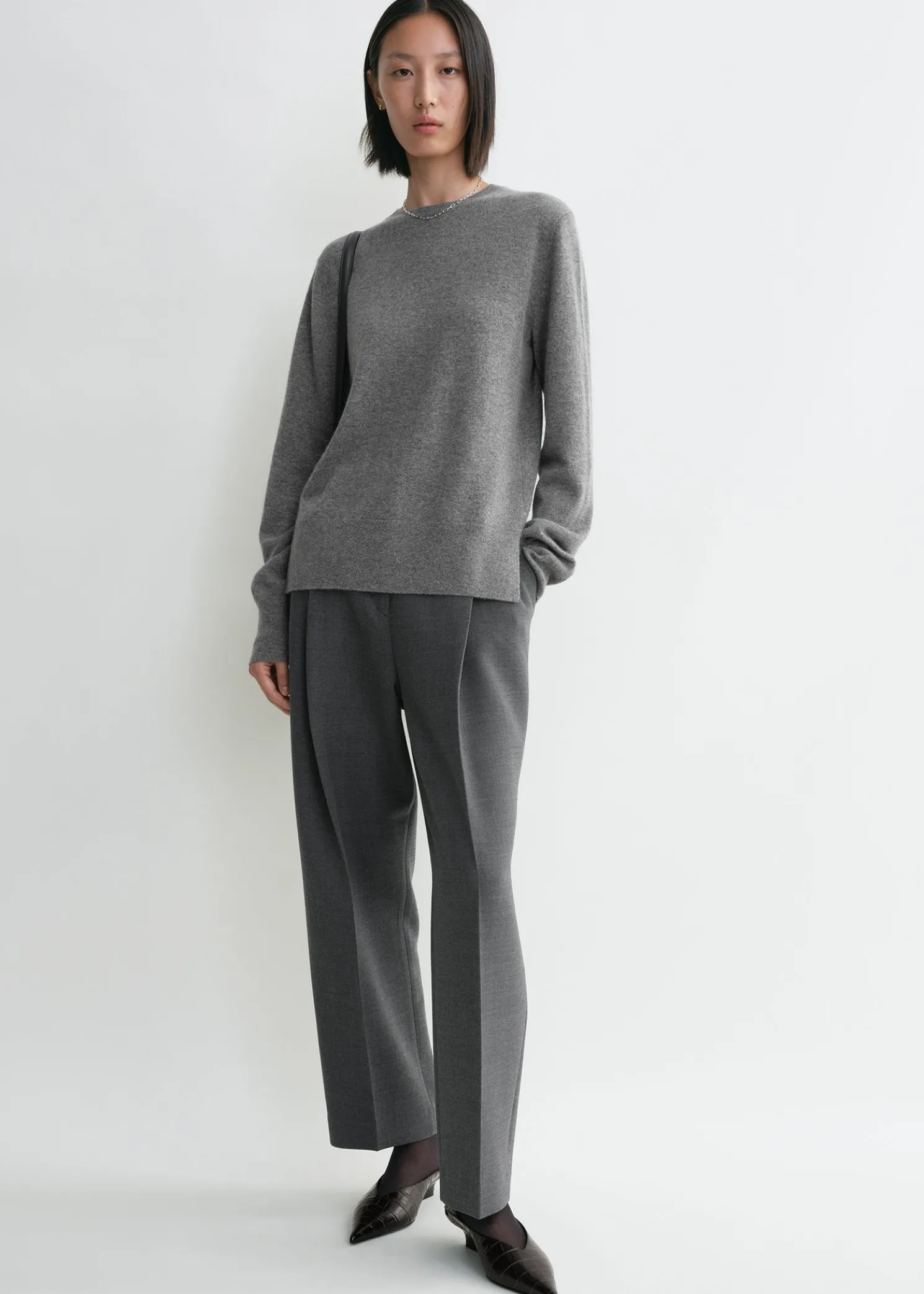 Crew-neck cashmere knit grey melange