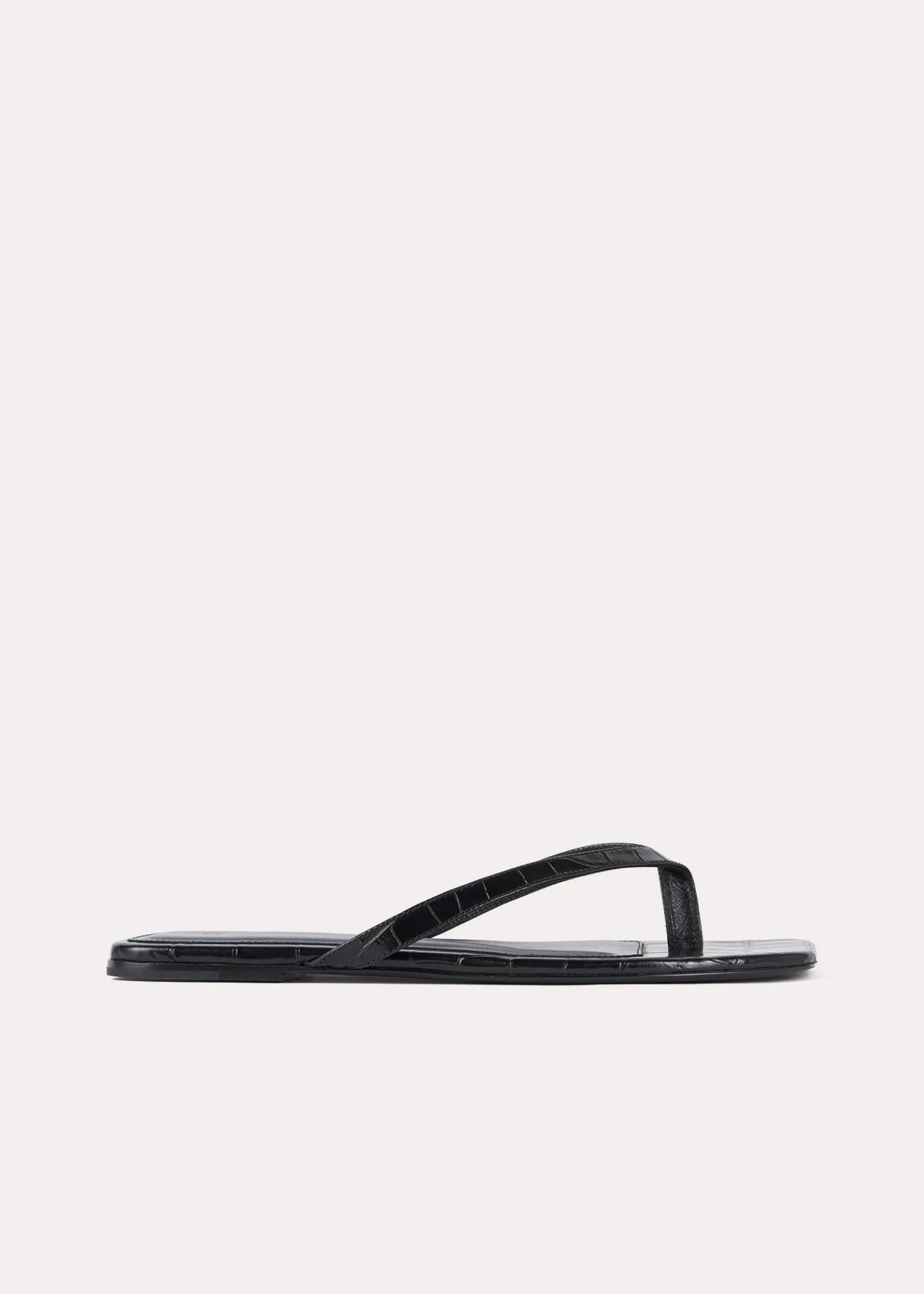 Croco-embossed flip flops black