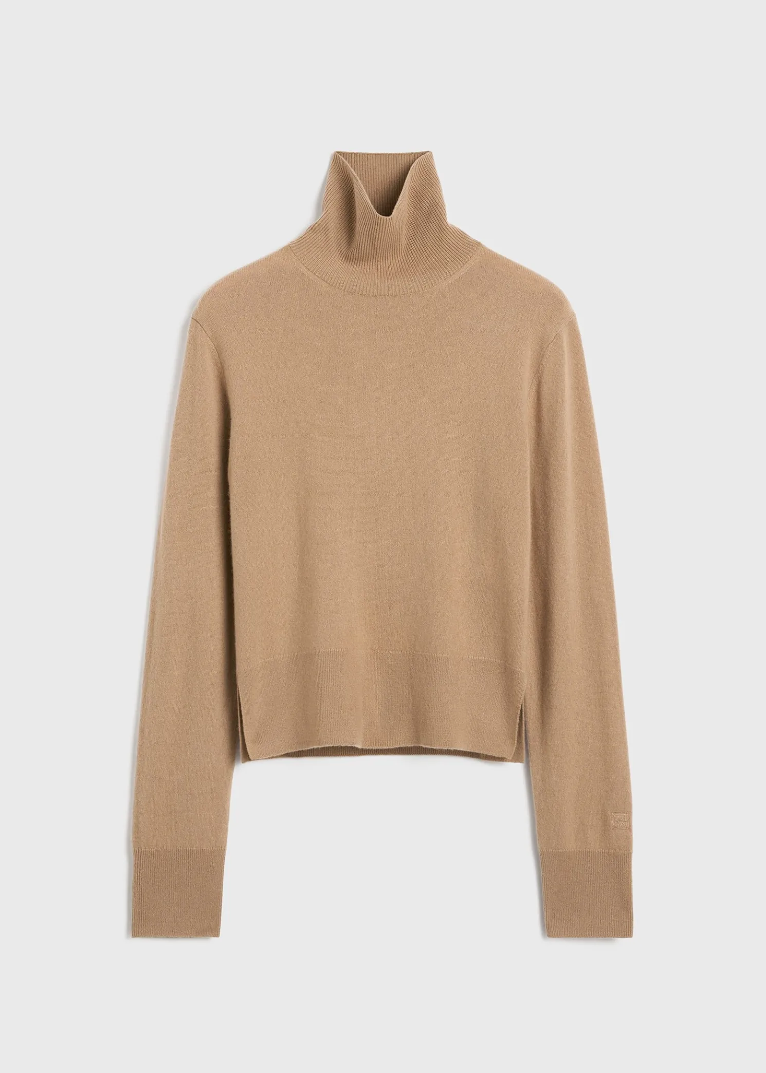 Cropped turtleneck camel
