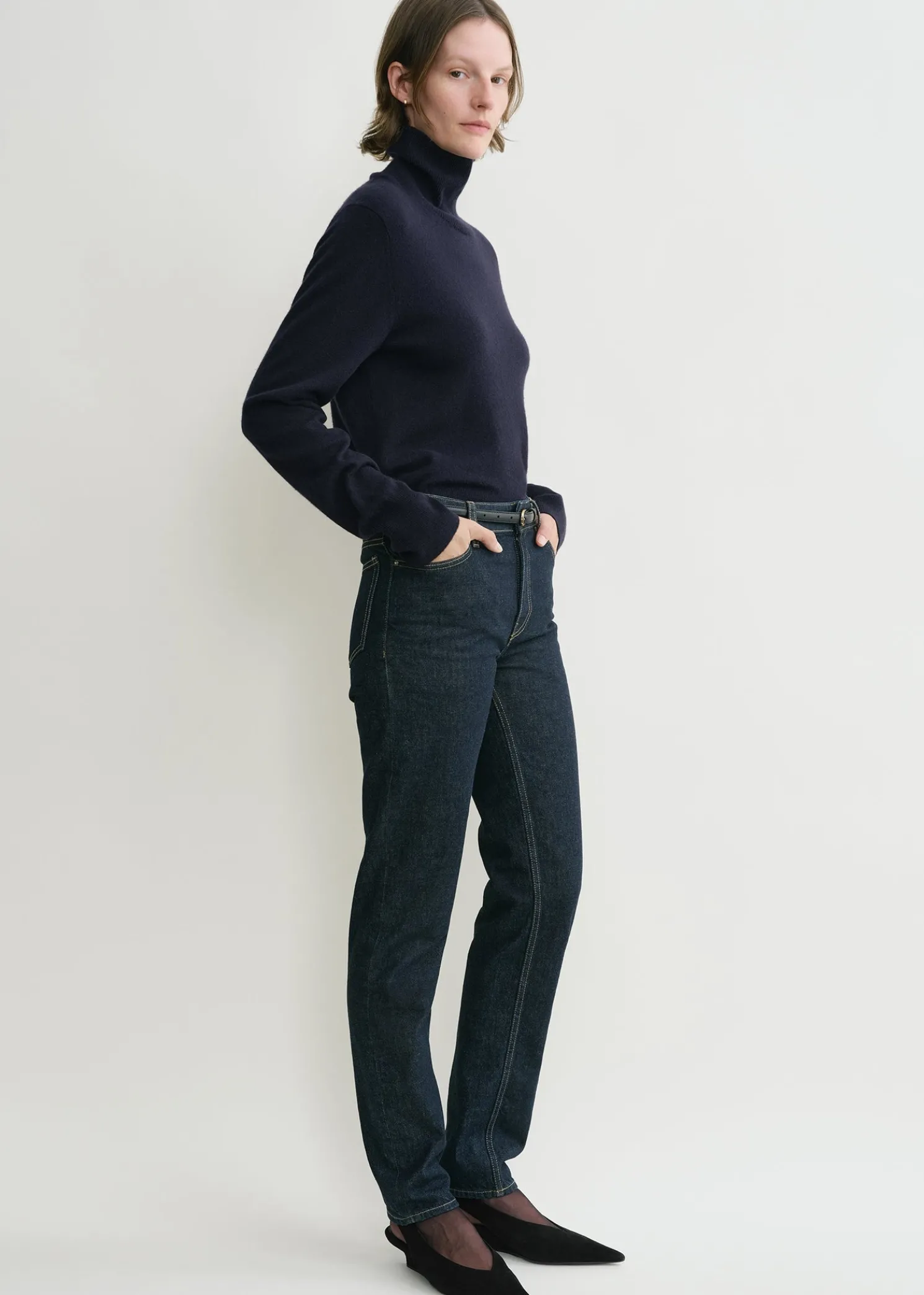 Cropped turtleneck navy