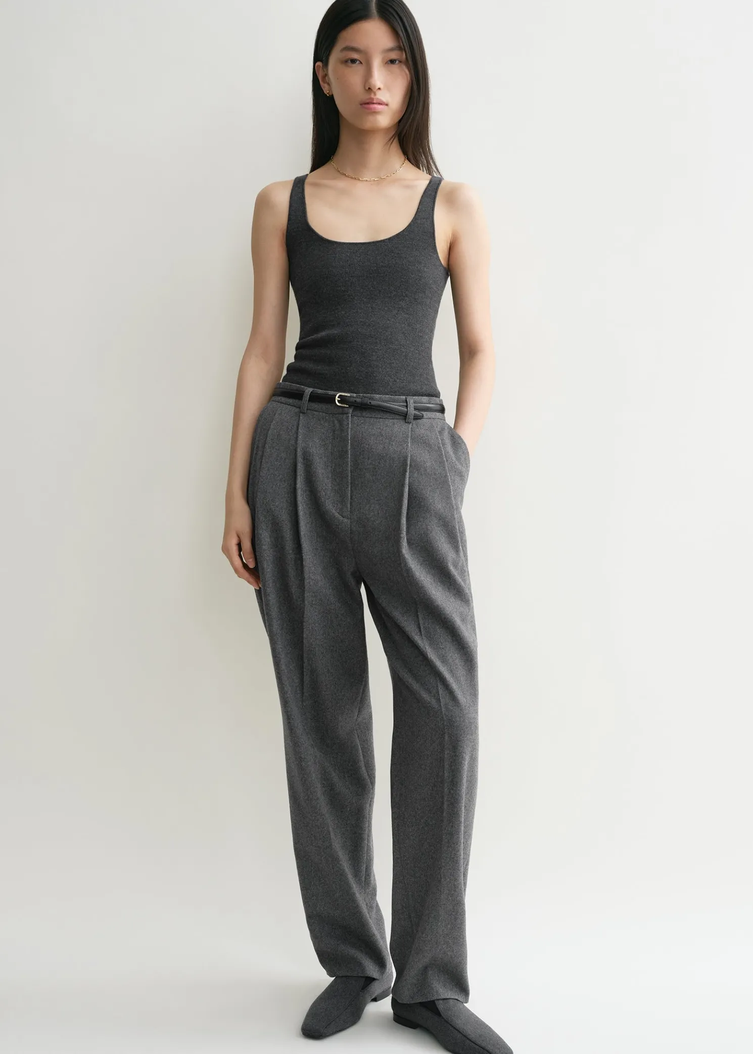 Double-pleated tailored trousers grey melange