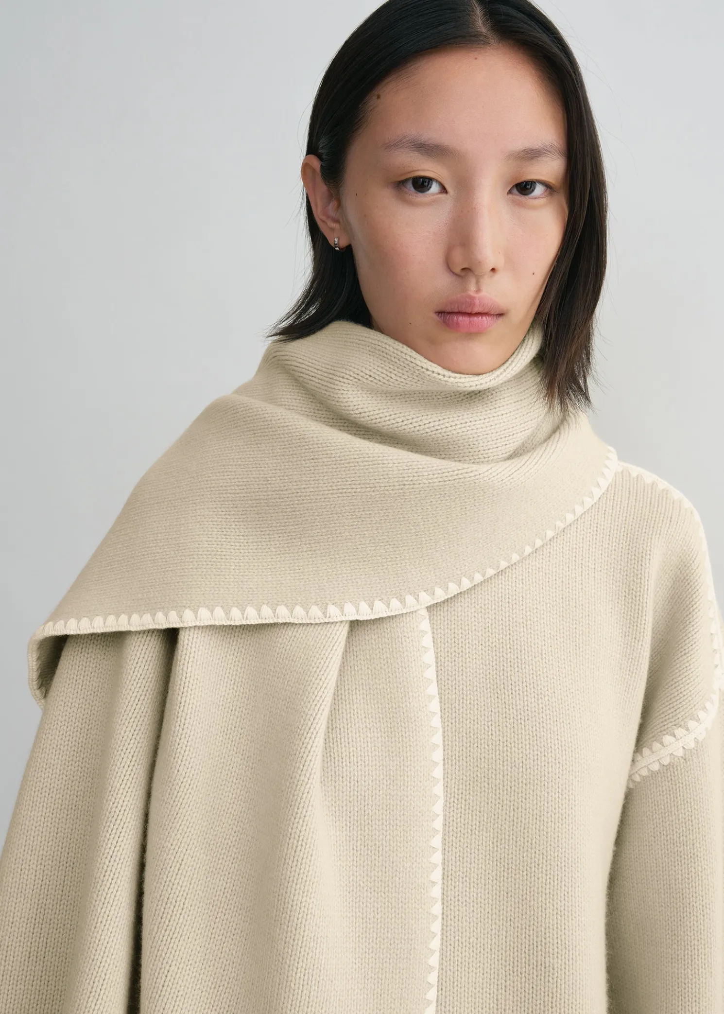 Embroidered wool cashmere scarf harvest