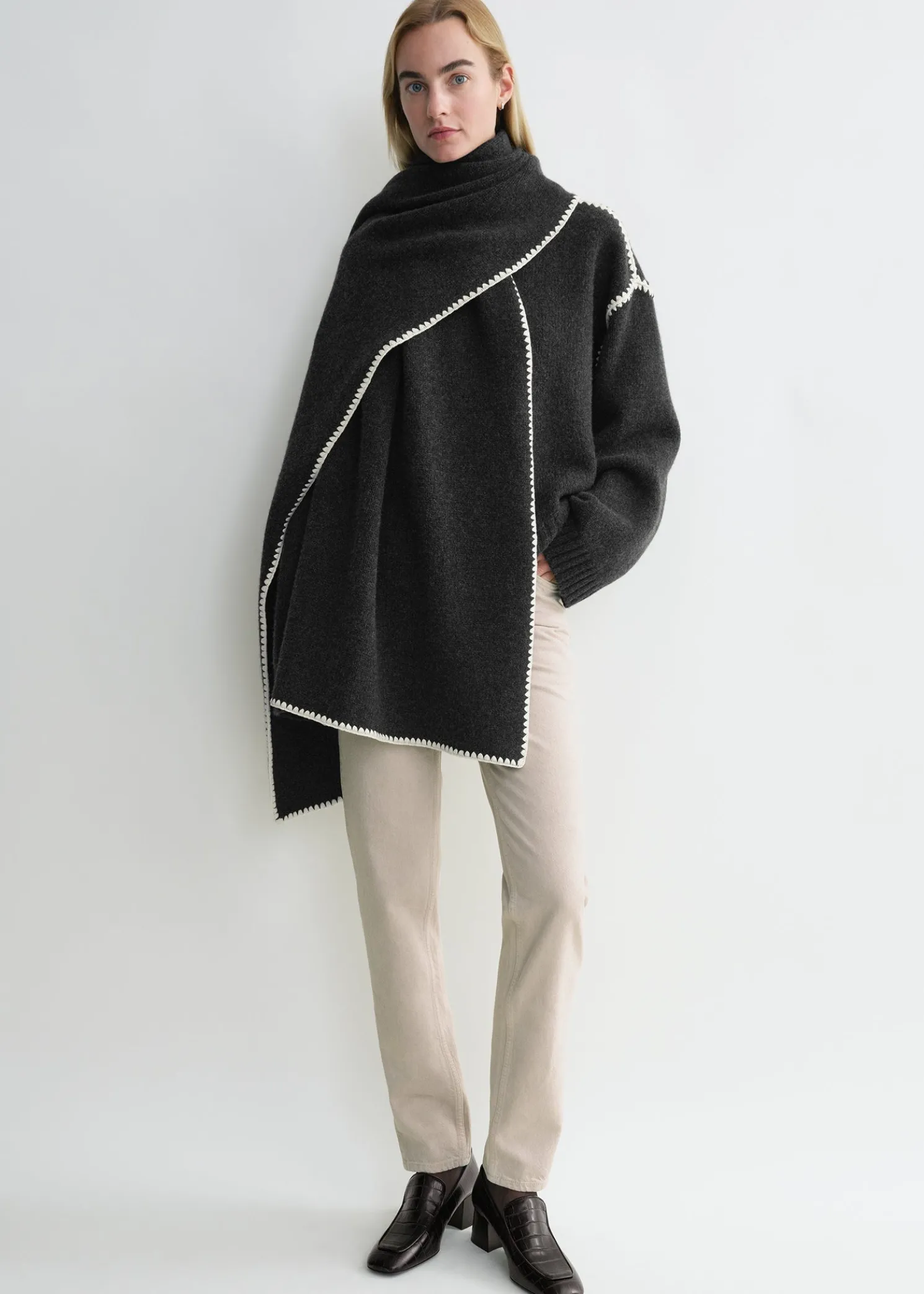 Embroidered wool cashmere scarf grey melange