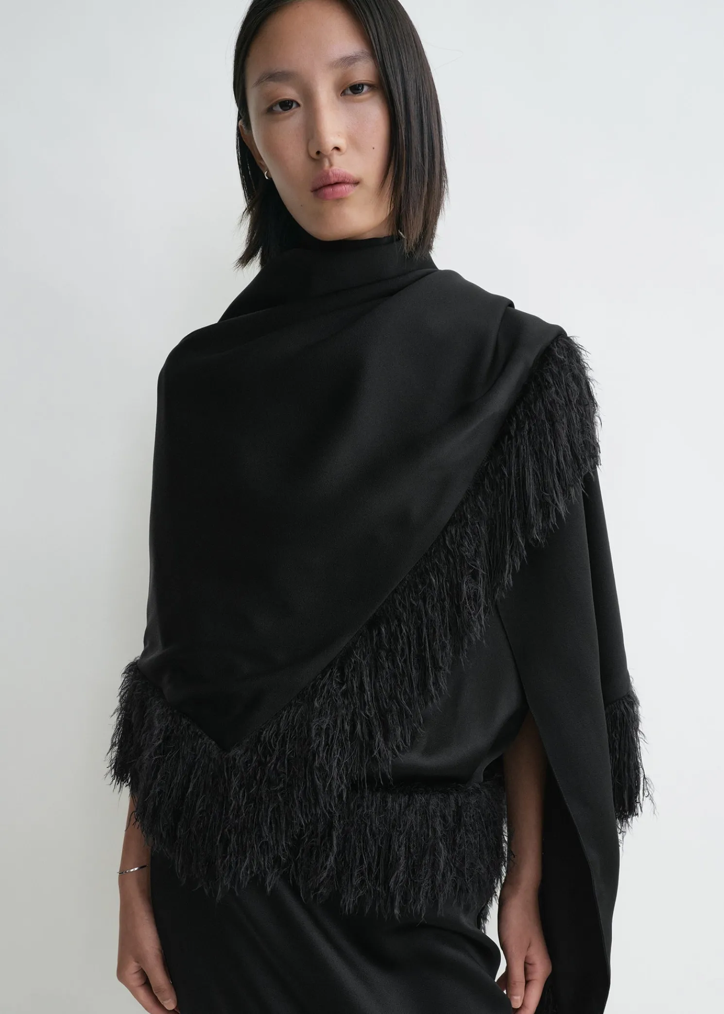 Fringe scarf black