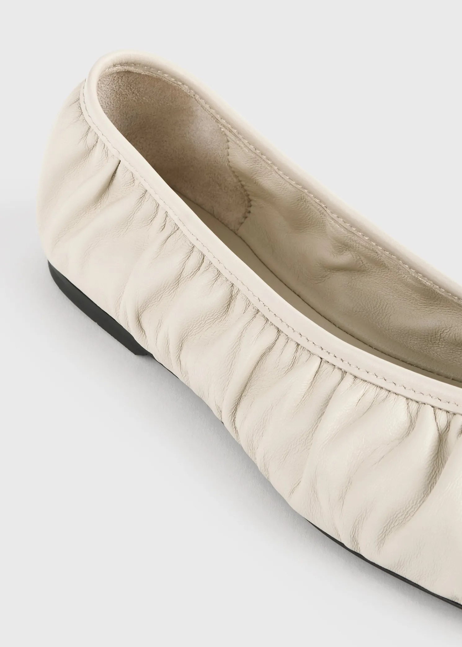 Gathered Nappa flats bleached sand