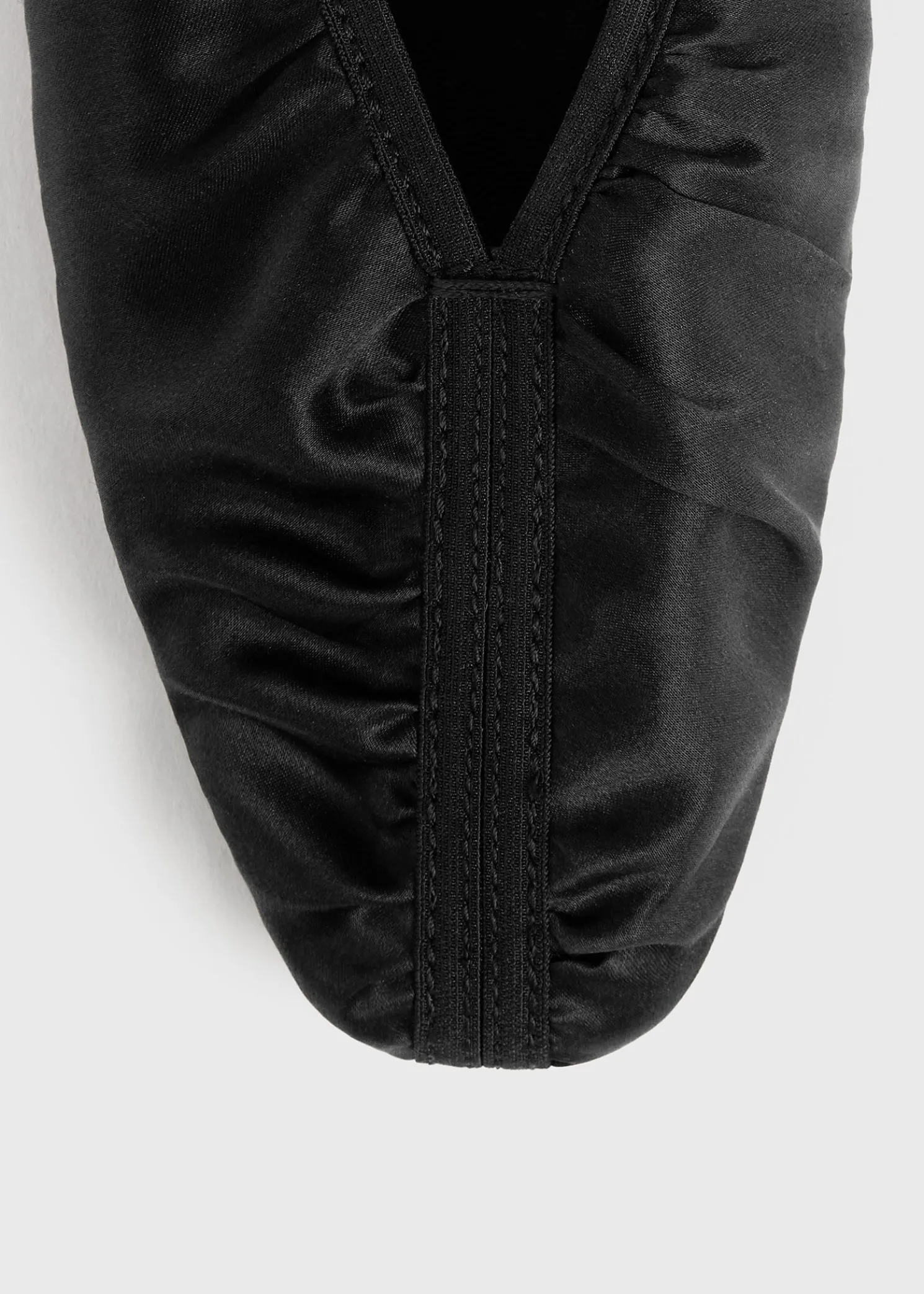 Gathered satin flats black