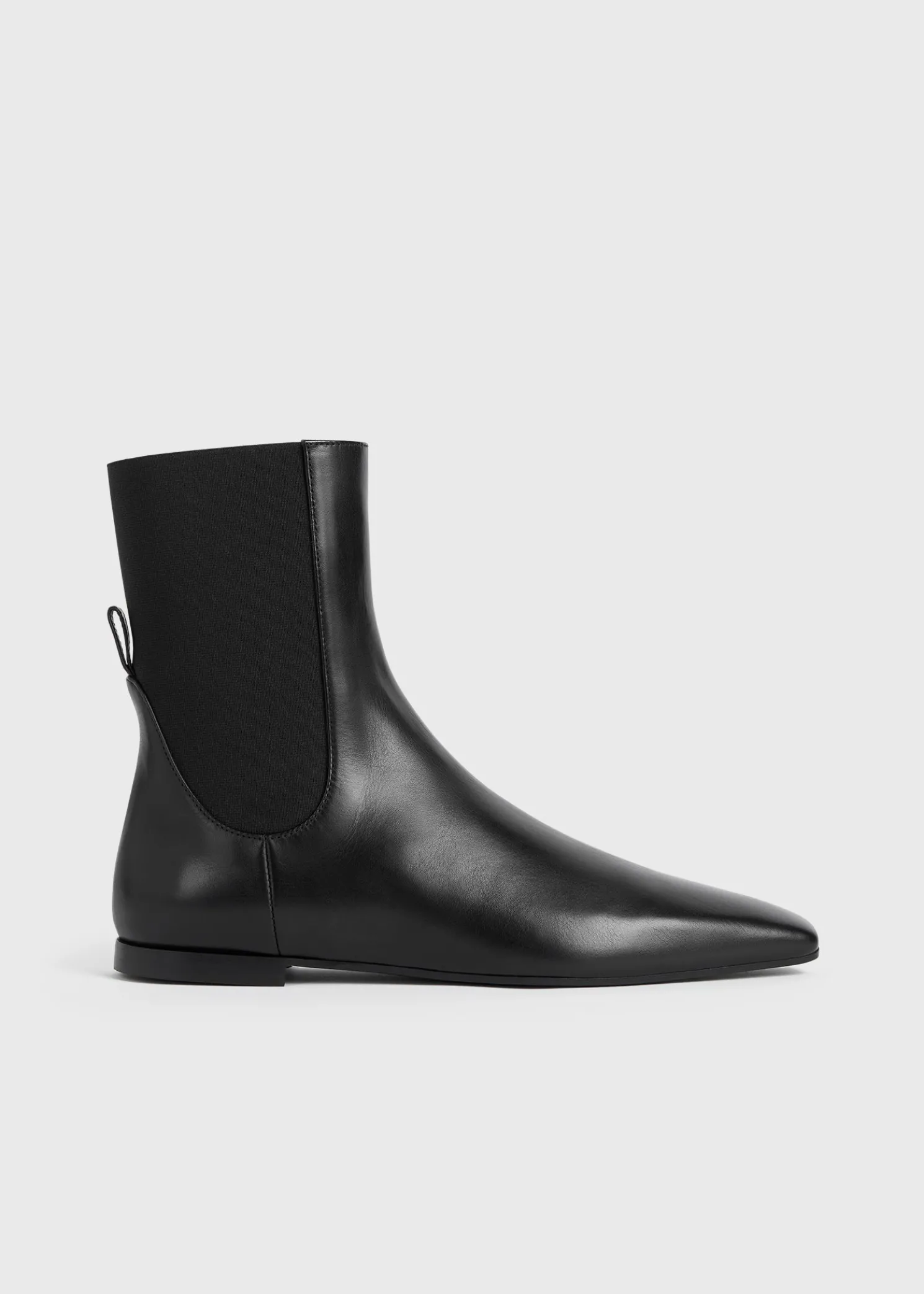 Leather Chelsea boots black