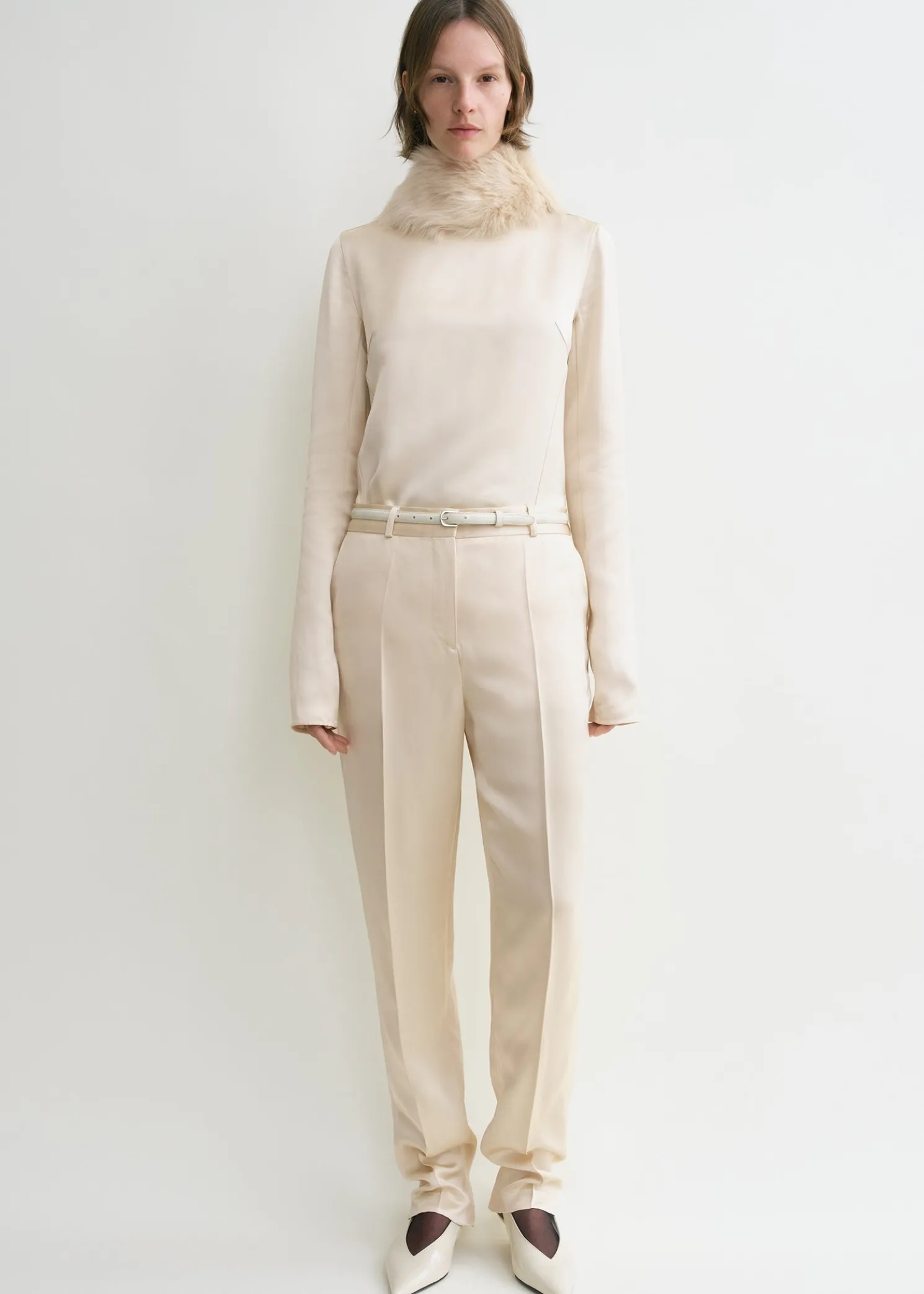 Low-waist satin trousers ecru