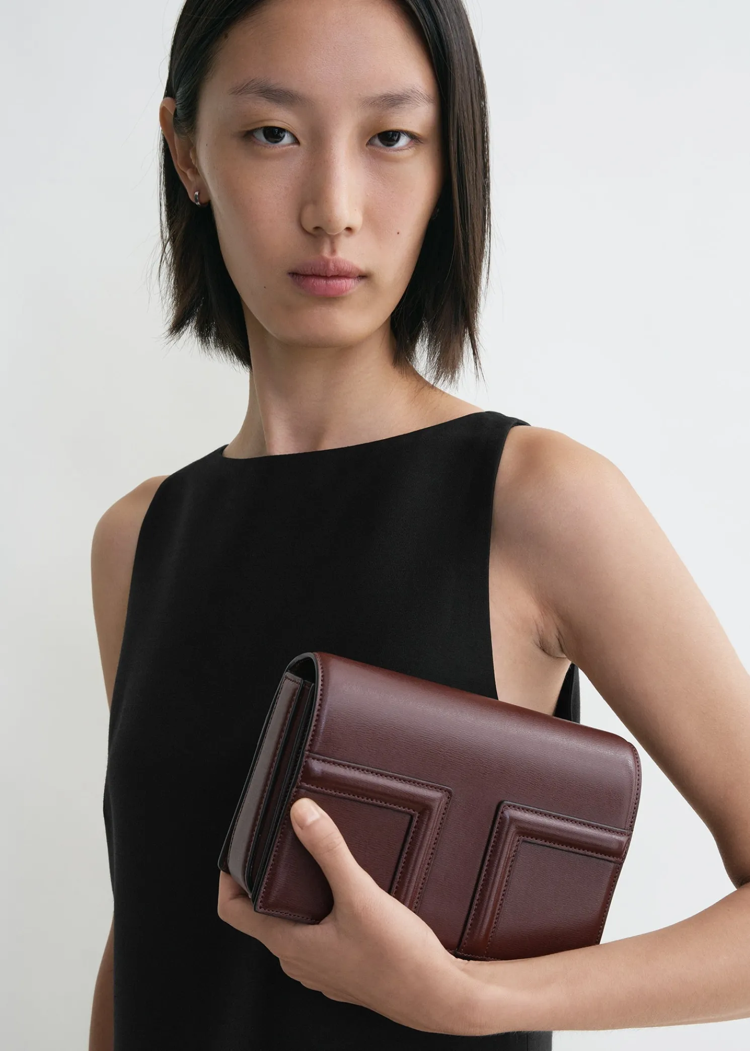 Mini t-flap leather bag bordeaux