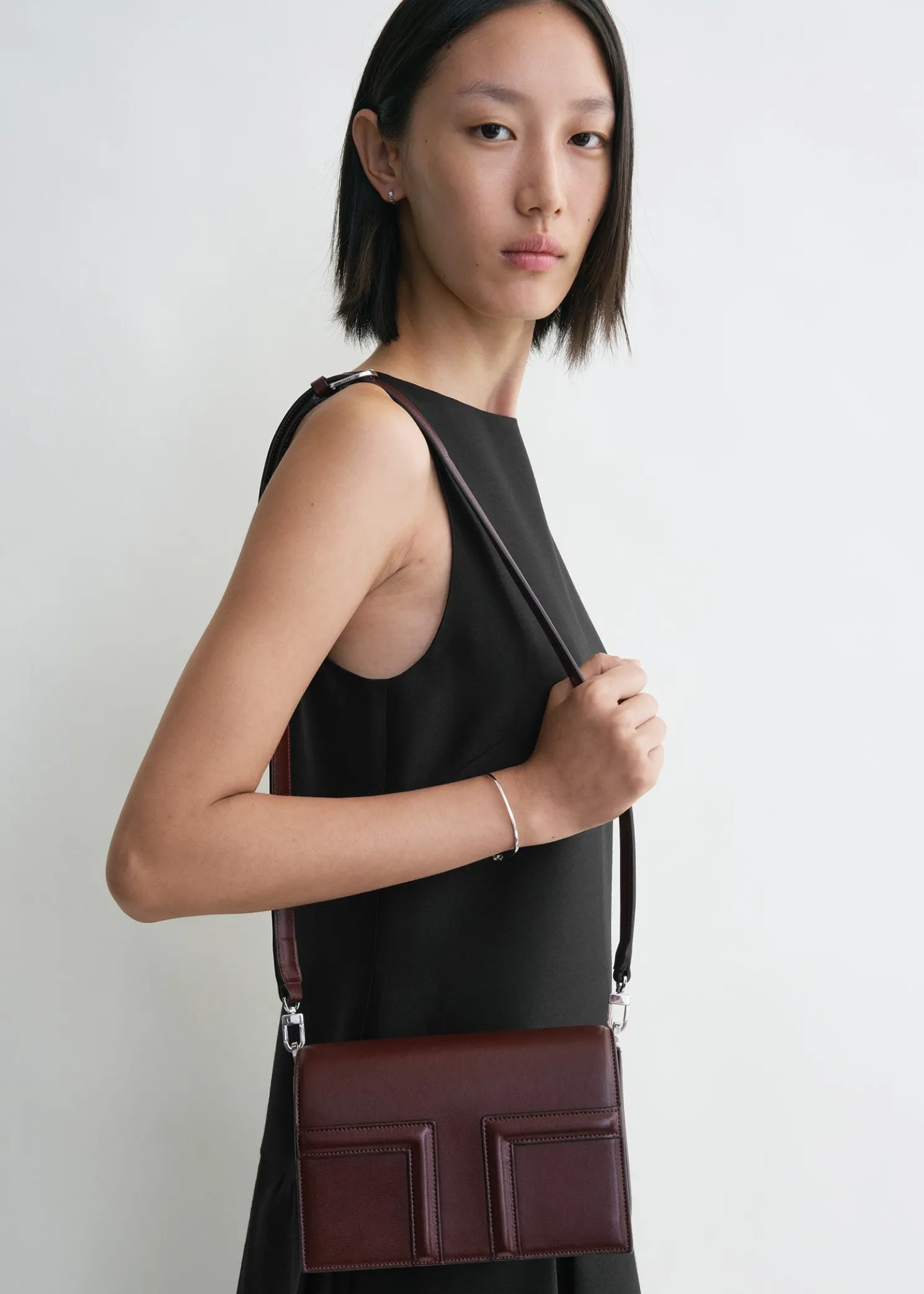 Mini t-flap leather bag bordeaux