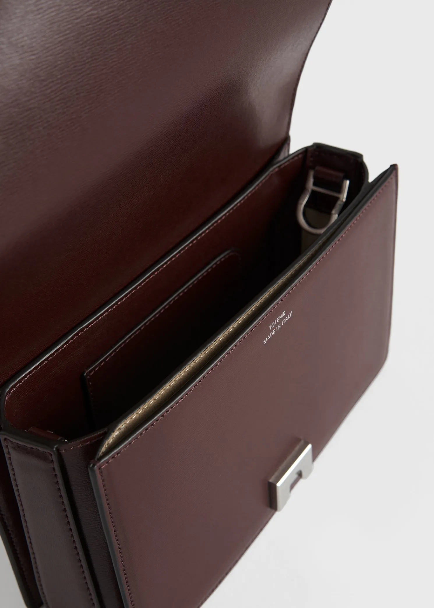 Mini t-flap leather bag bordeaux