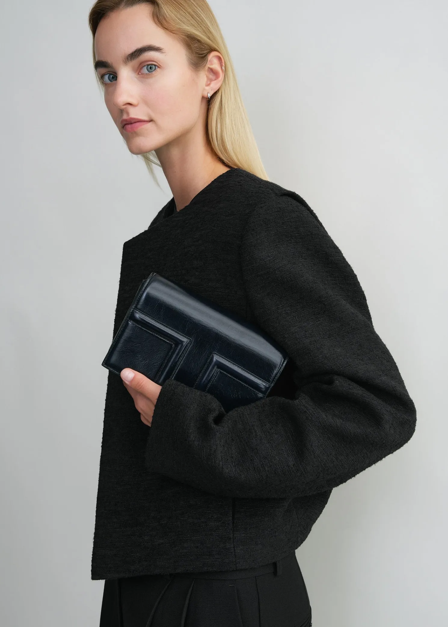 Mini T-Flap Naplack bag navy