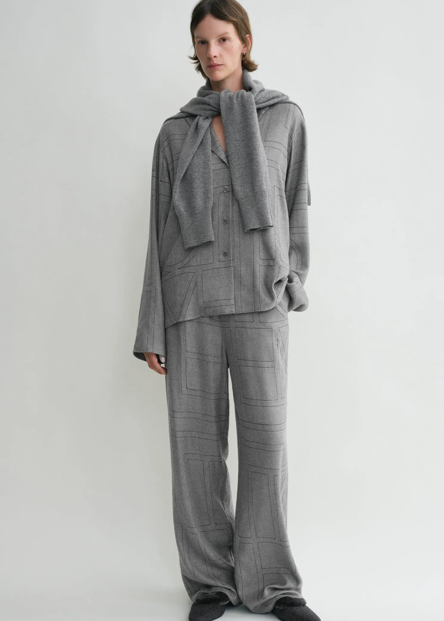 Monogram flannel pj top smoke melange