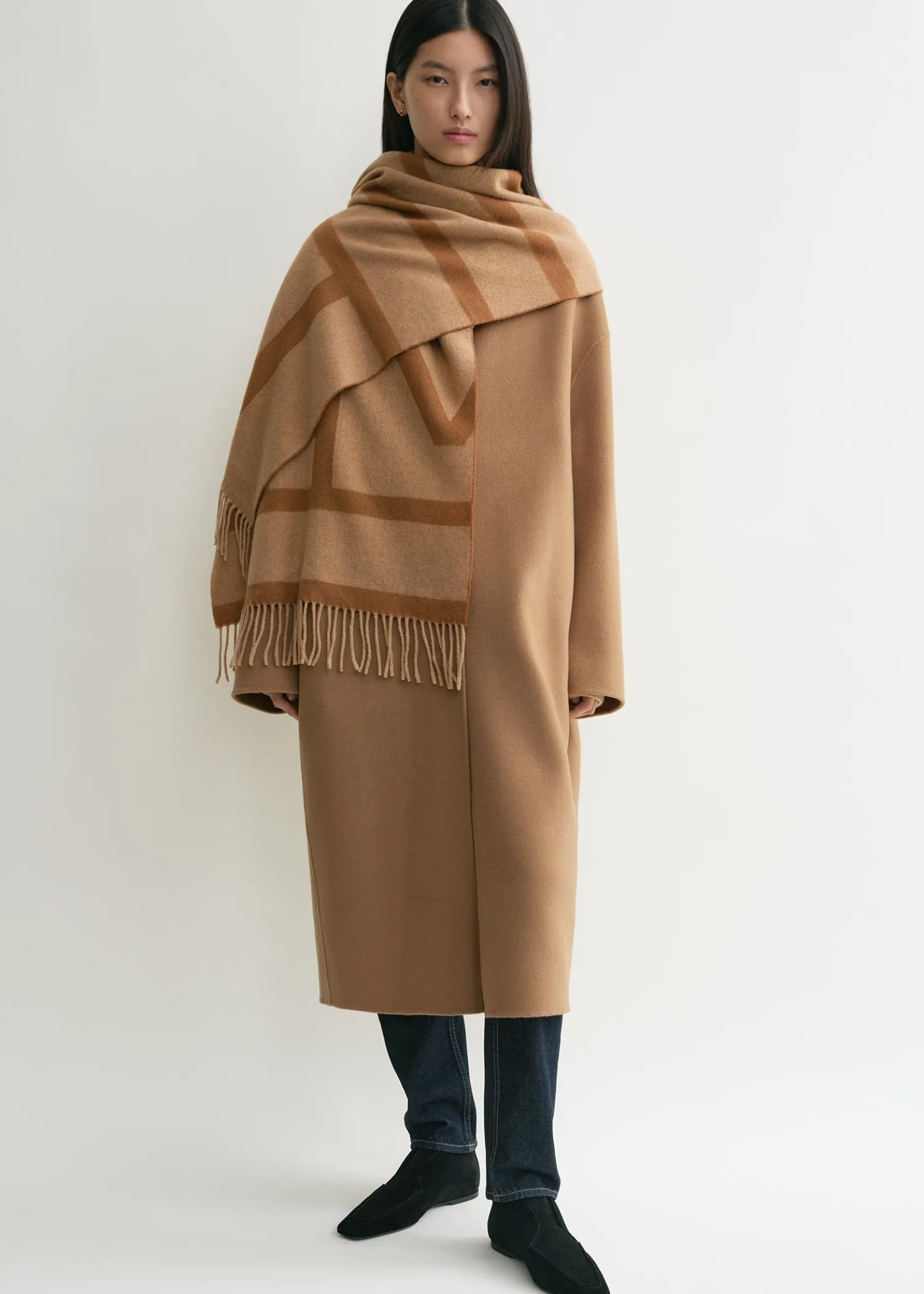 Monogram jacquard wool scarf camel