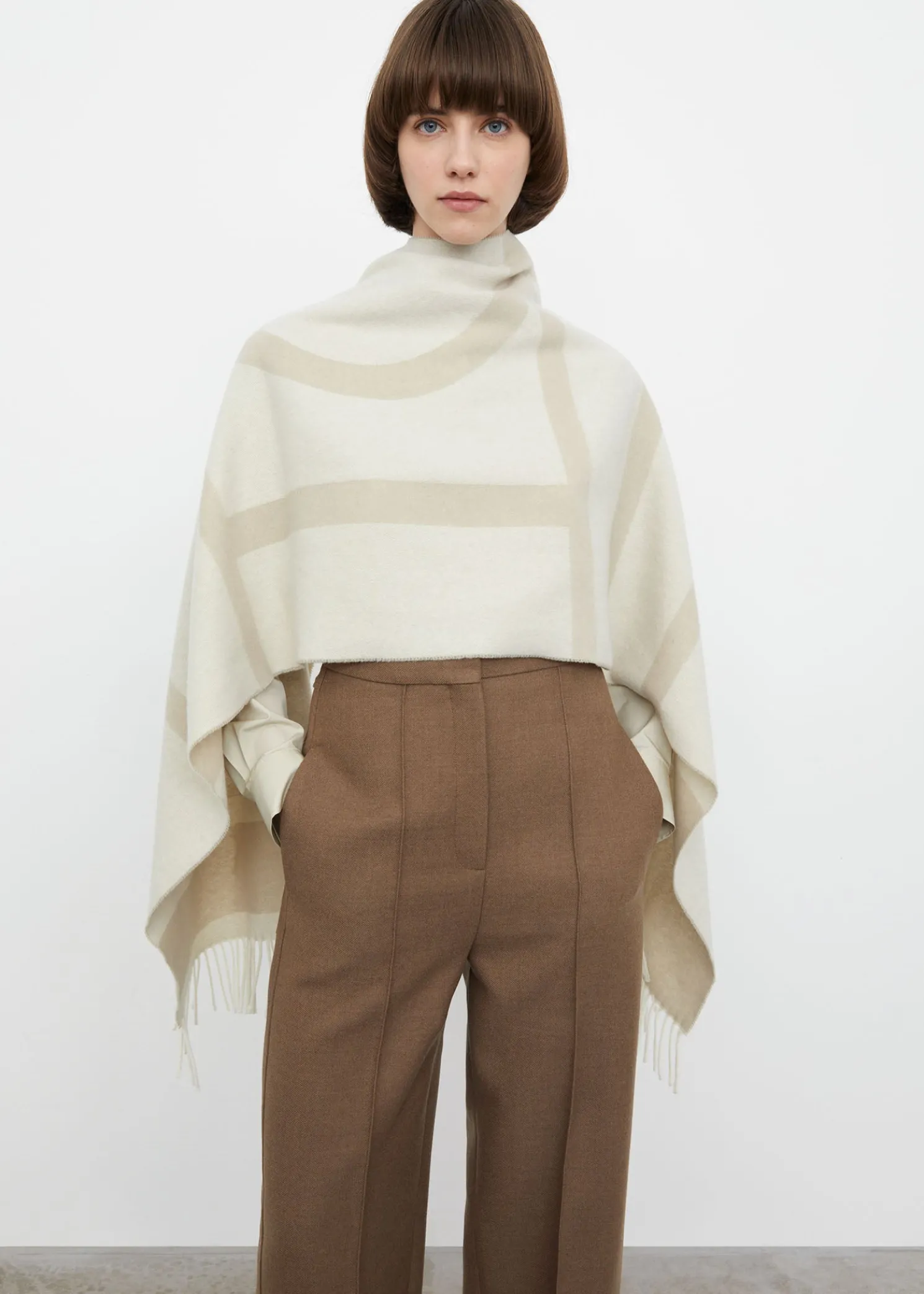 Monogram jacquard wool scarf eggnog