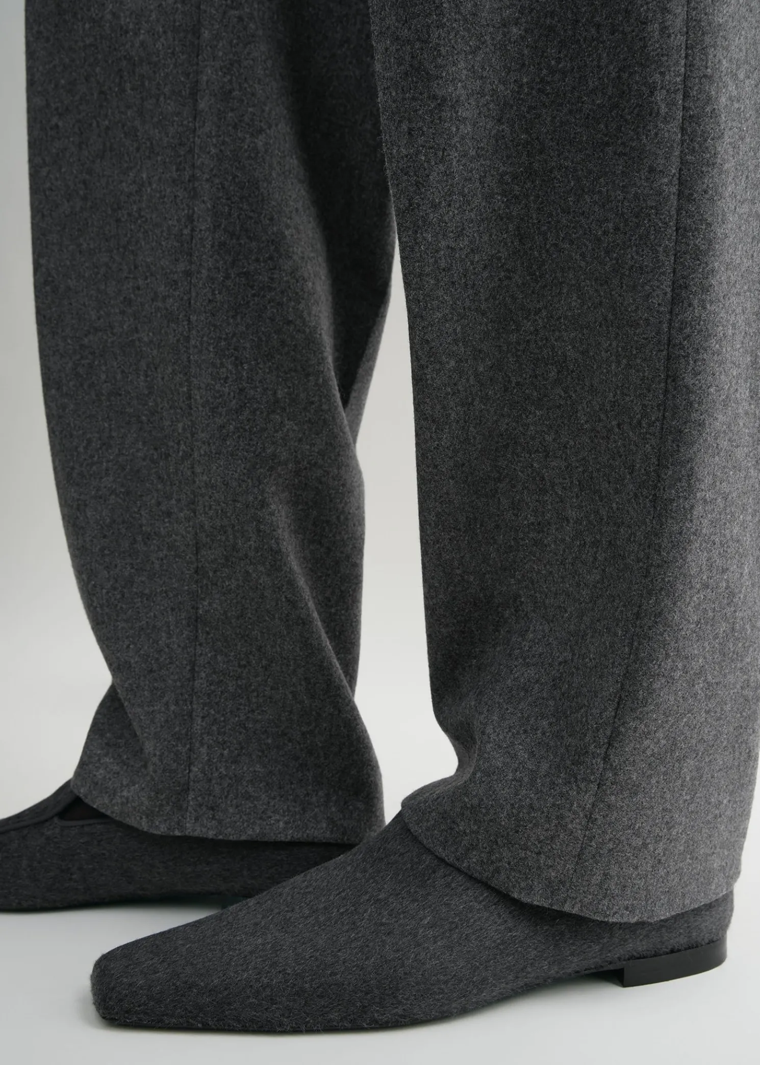 Piped wool loafers grey