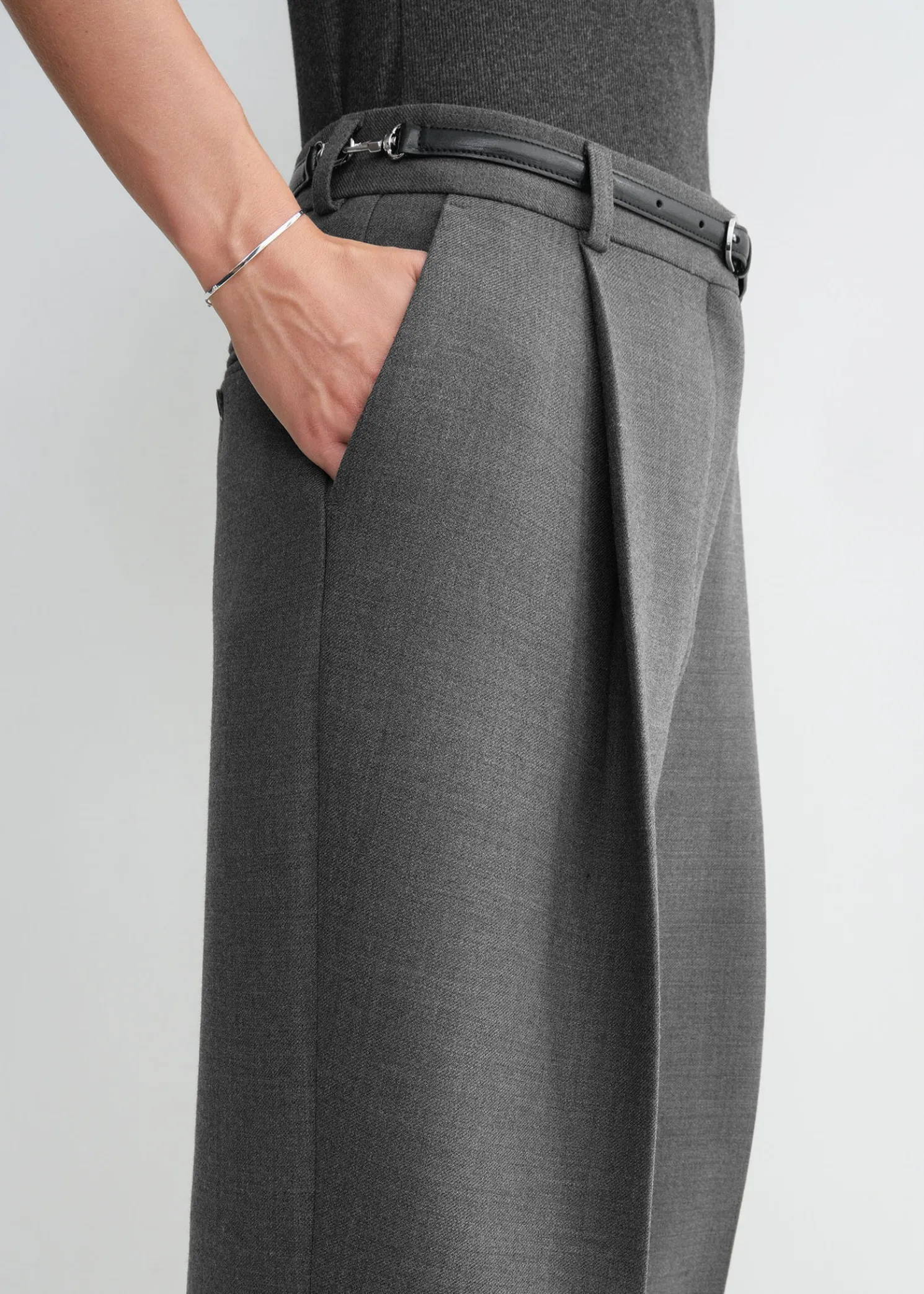 Pleated straight trousers grey melange