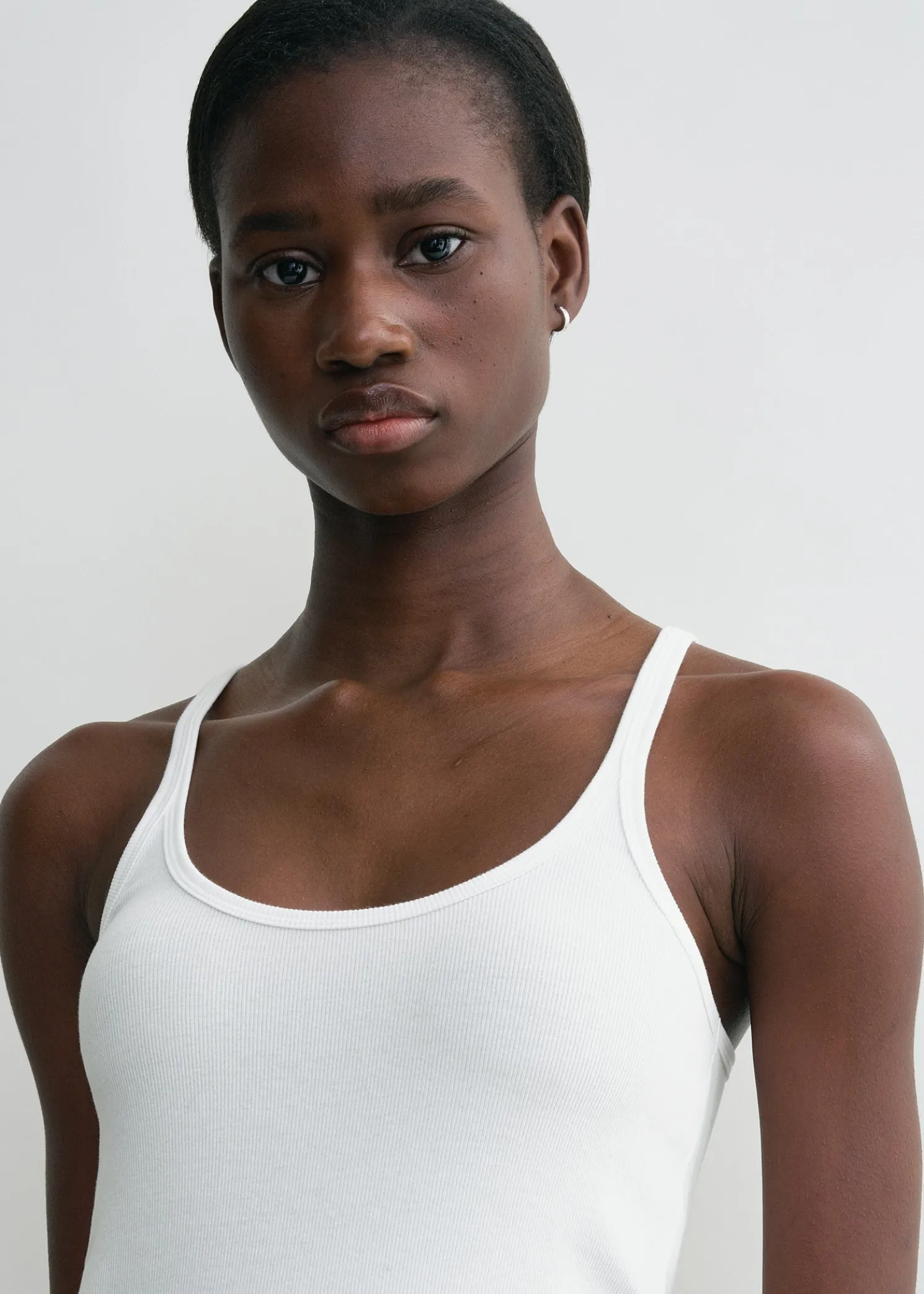 Scoop neck rib tank white