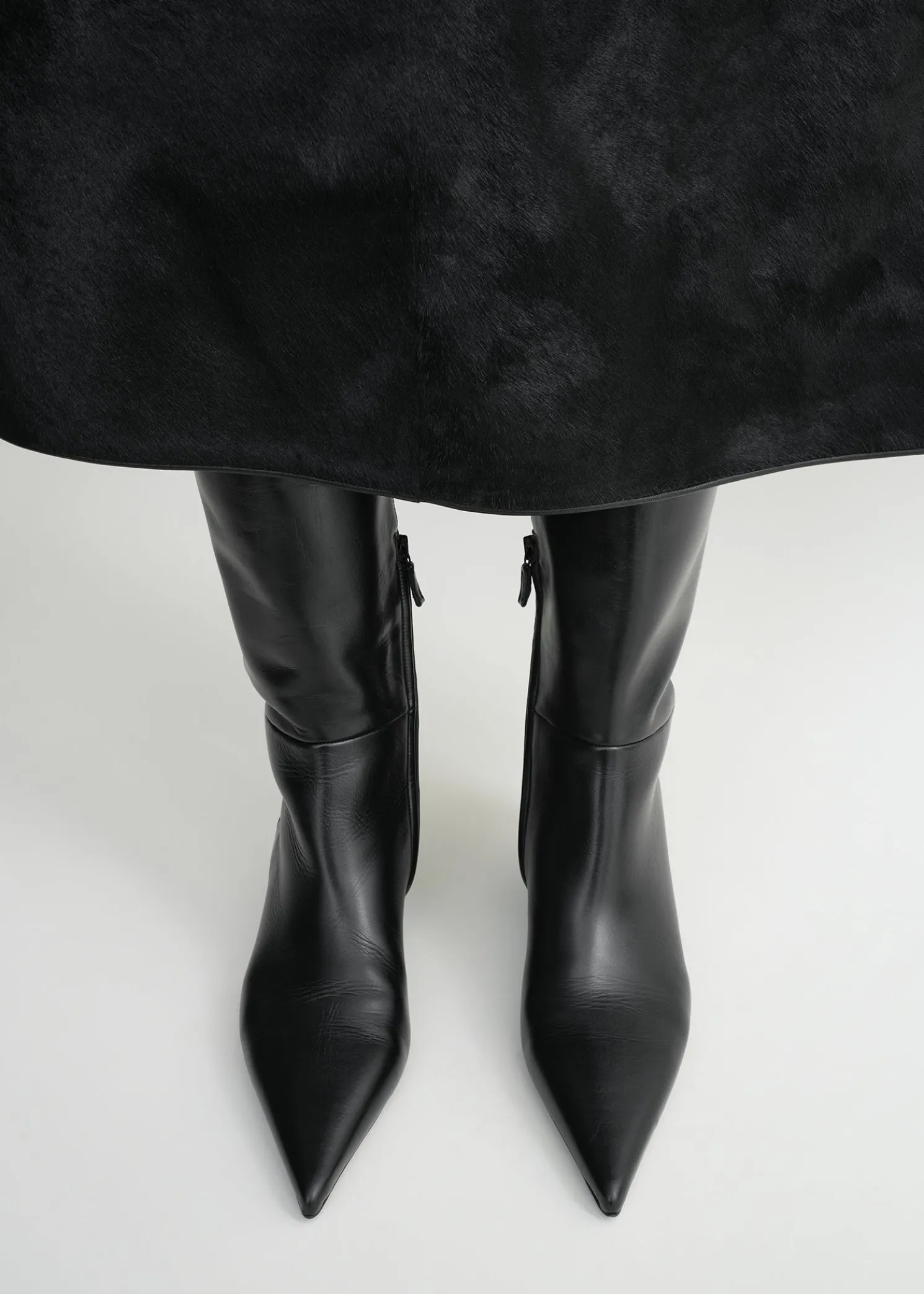 Sharp leather knee-high boots black