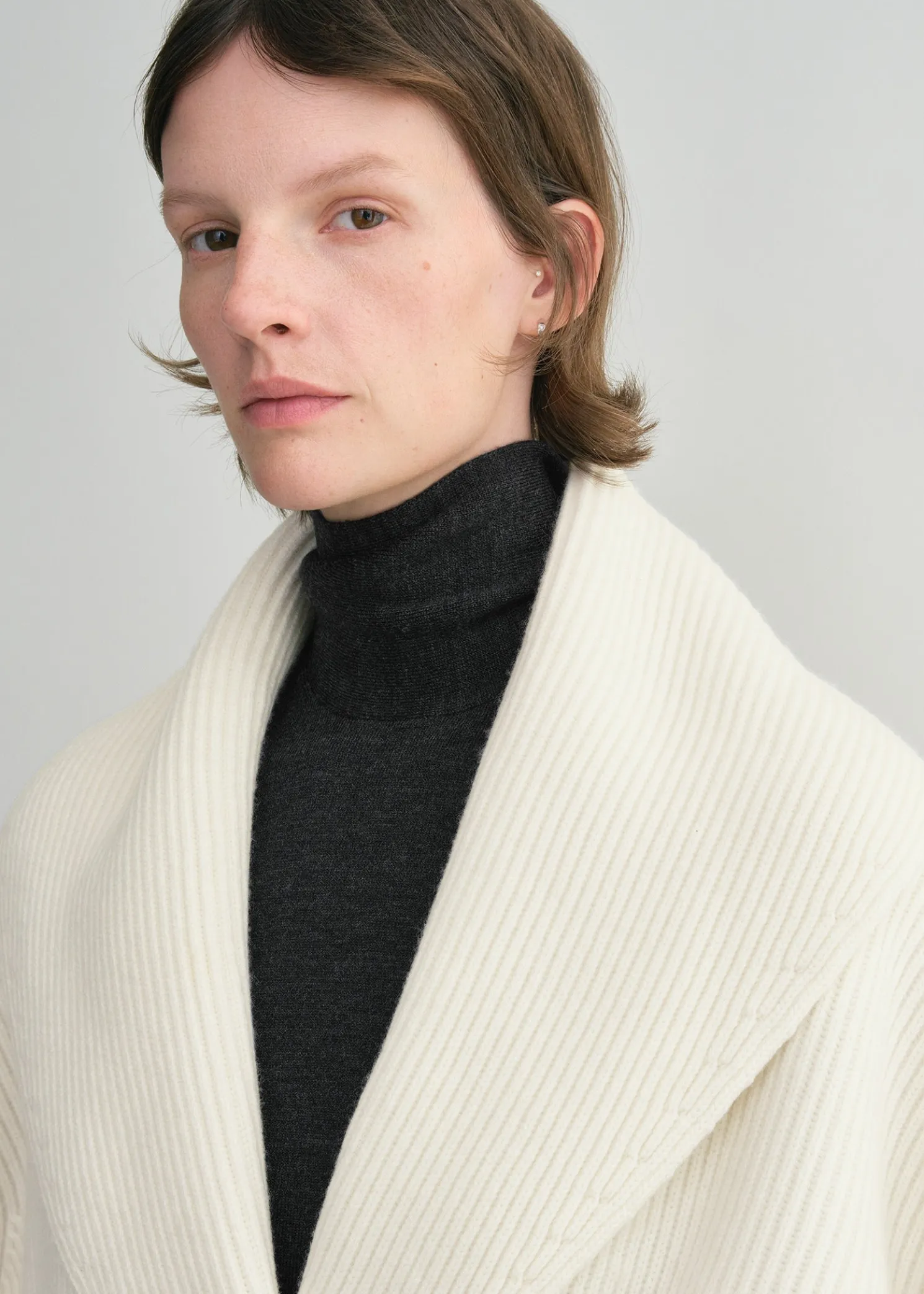 Shawl-lapel cardigan milk