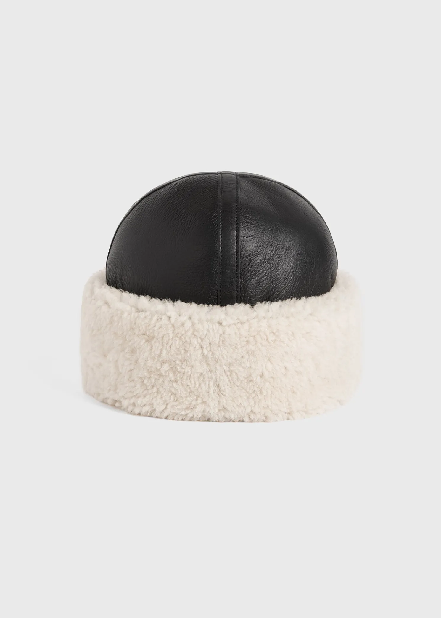Shearling winter hat black/off white