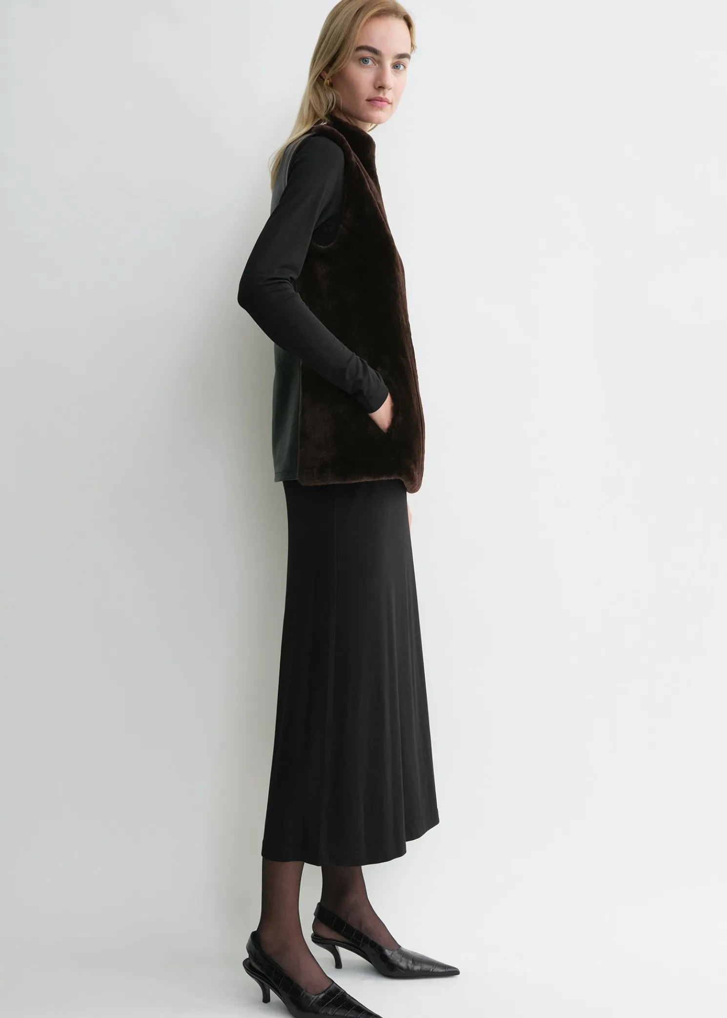 Shearling-front top espresso