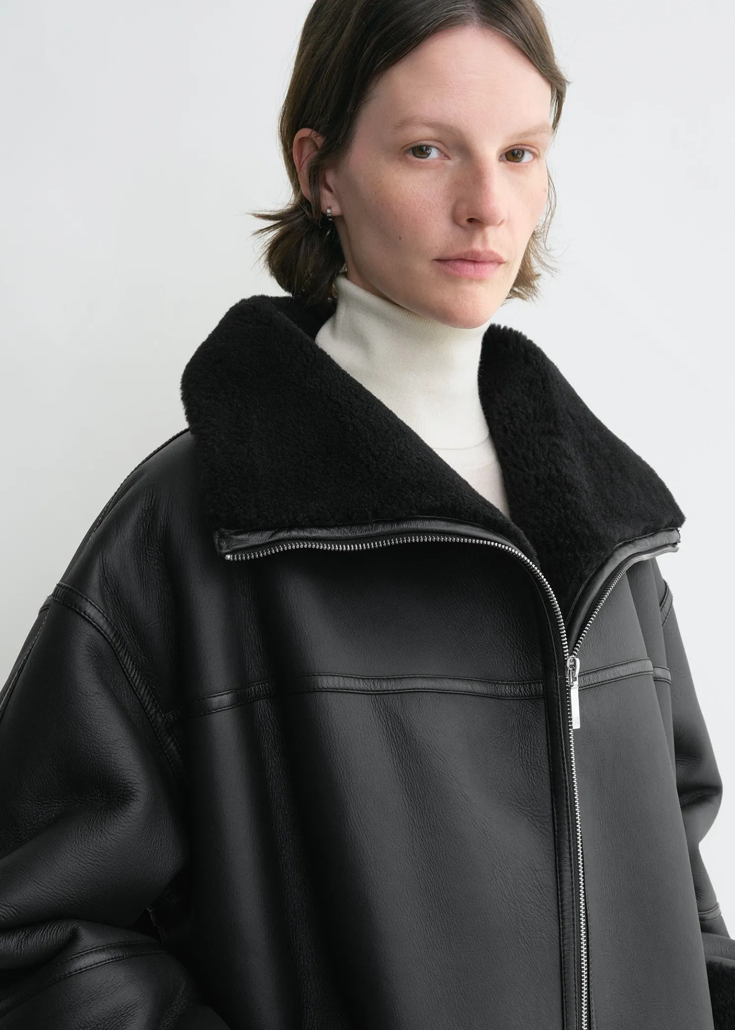 Signature shearling jacket black