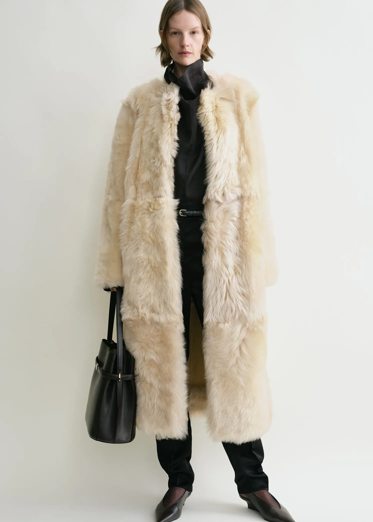 Silky shearling coat eggnog