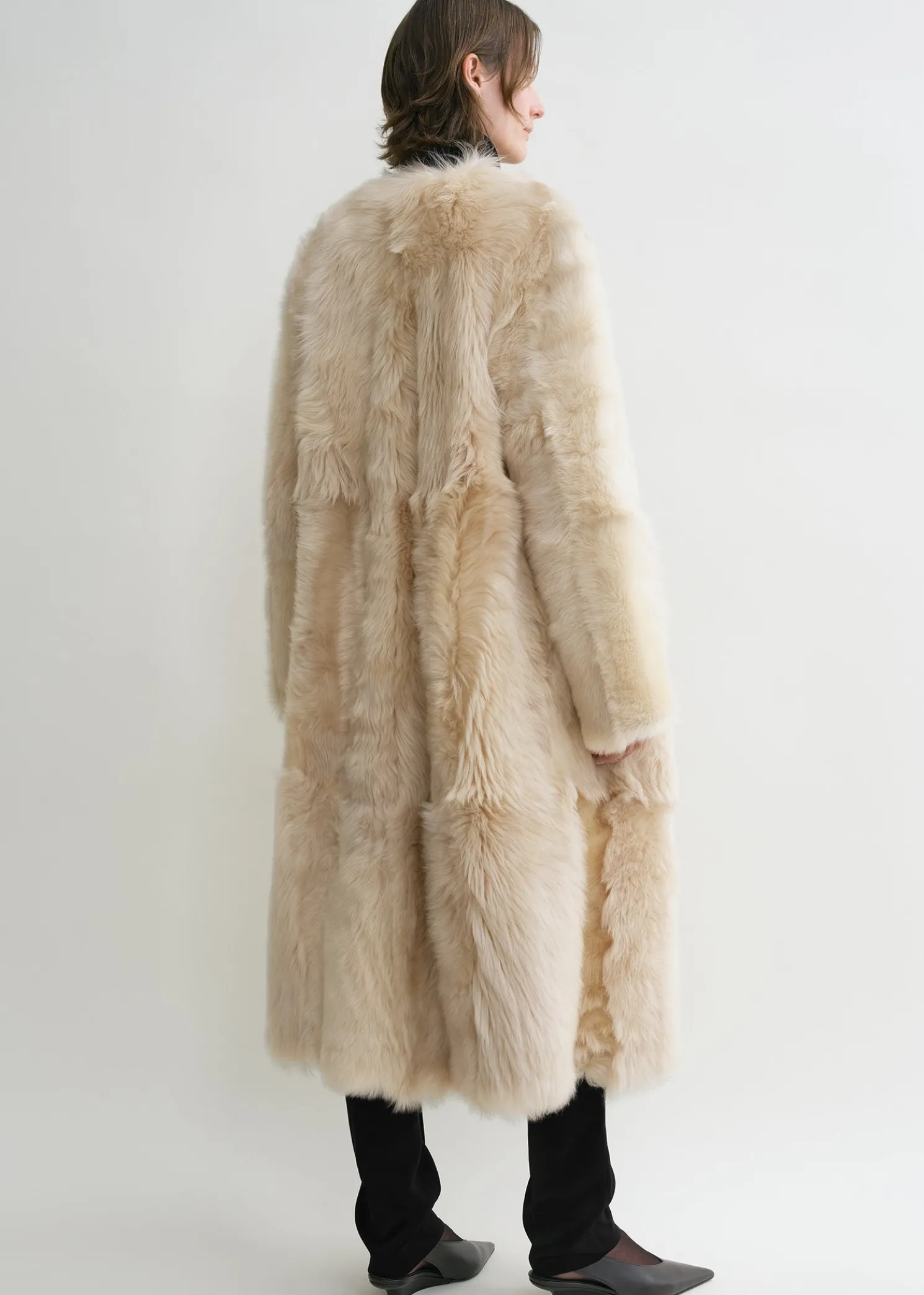 Silky shearling coat eggnog