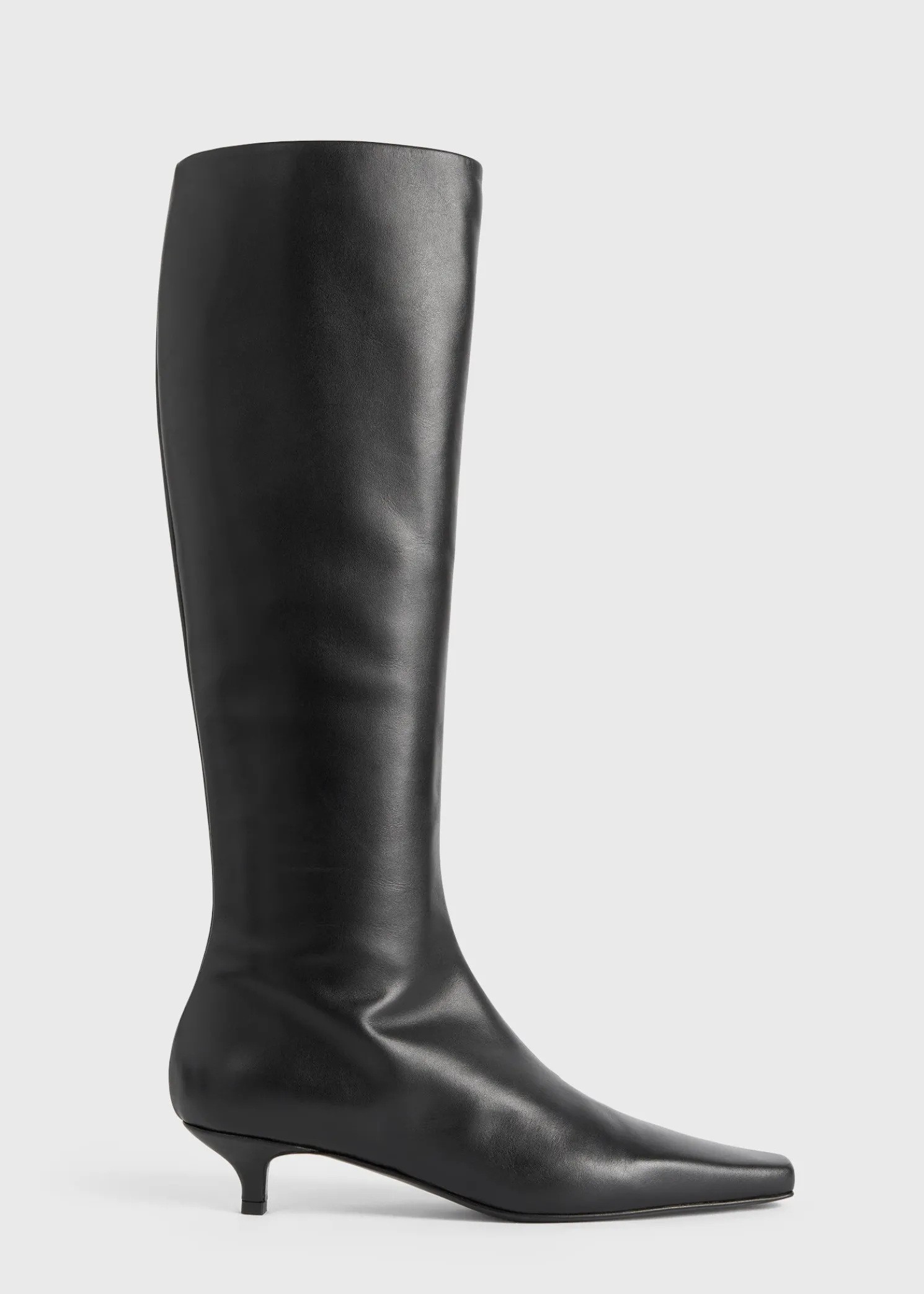 Slim leather knee-high boots black