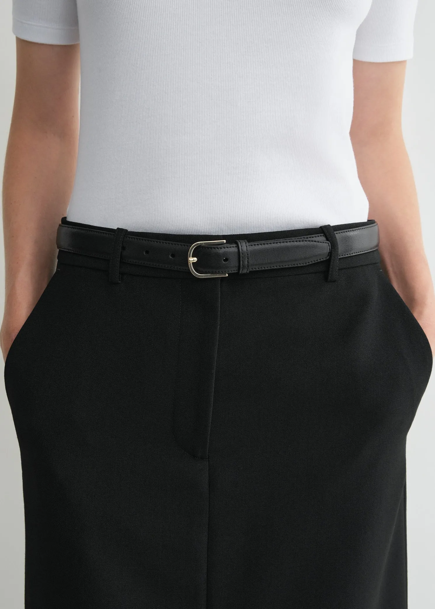 Slim leather trouser belt black