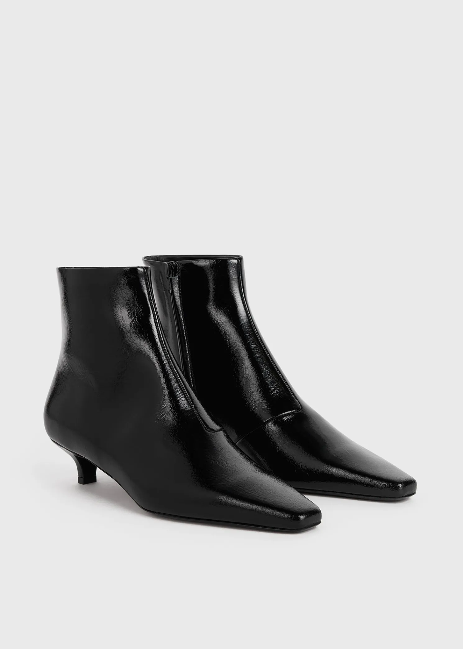 Slim patent ankle boots black