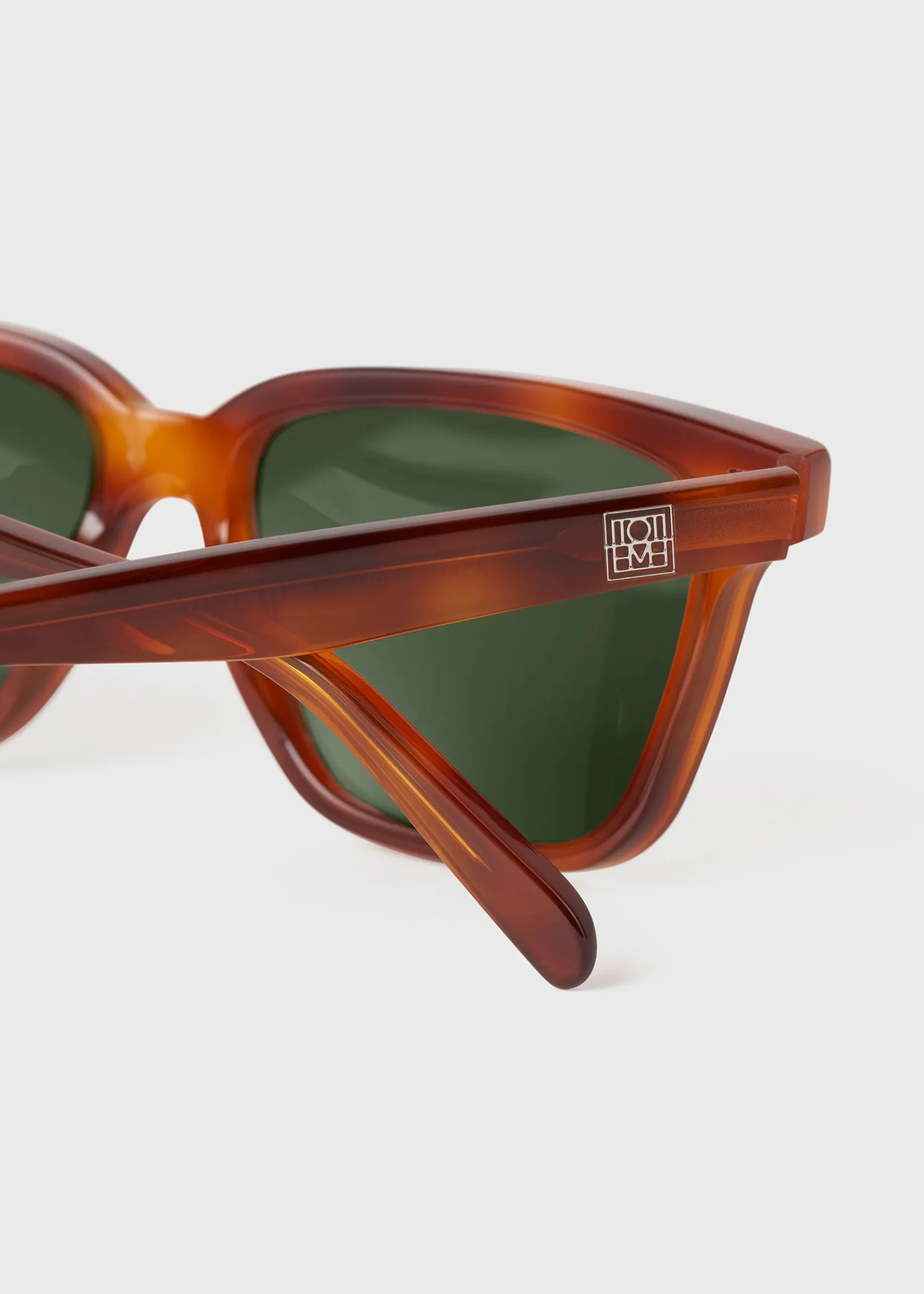 Square sunglasses light Havana