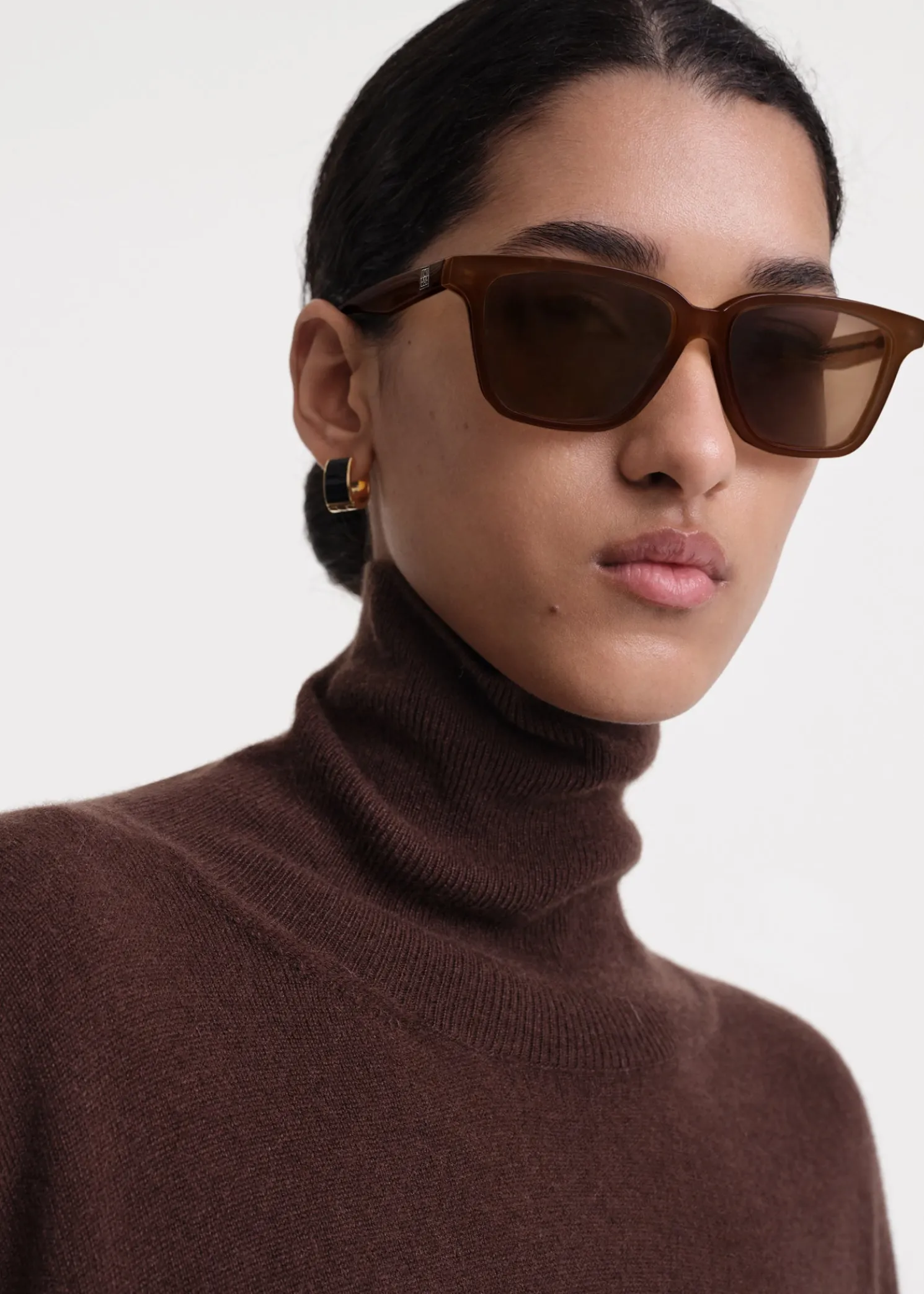 Square sunglasses umber