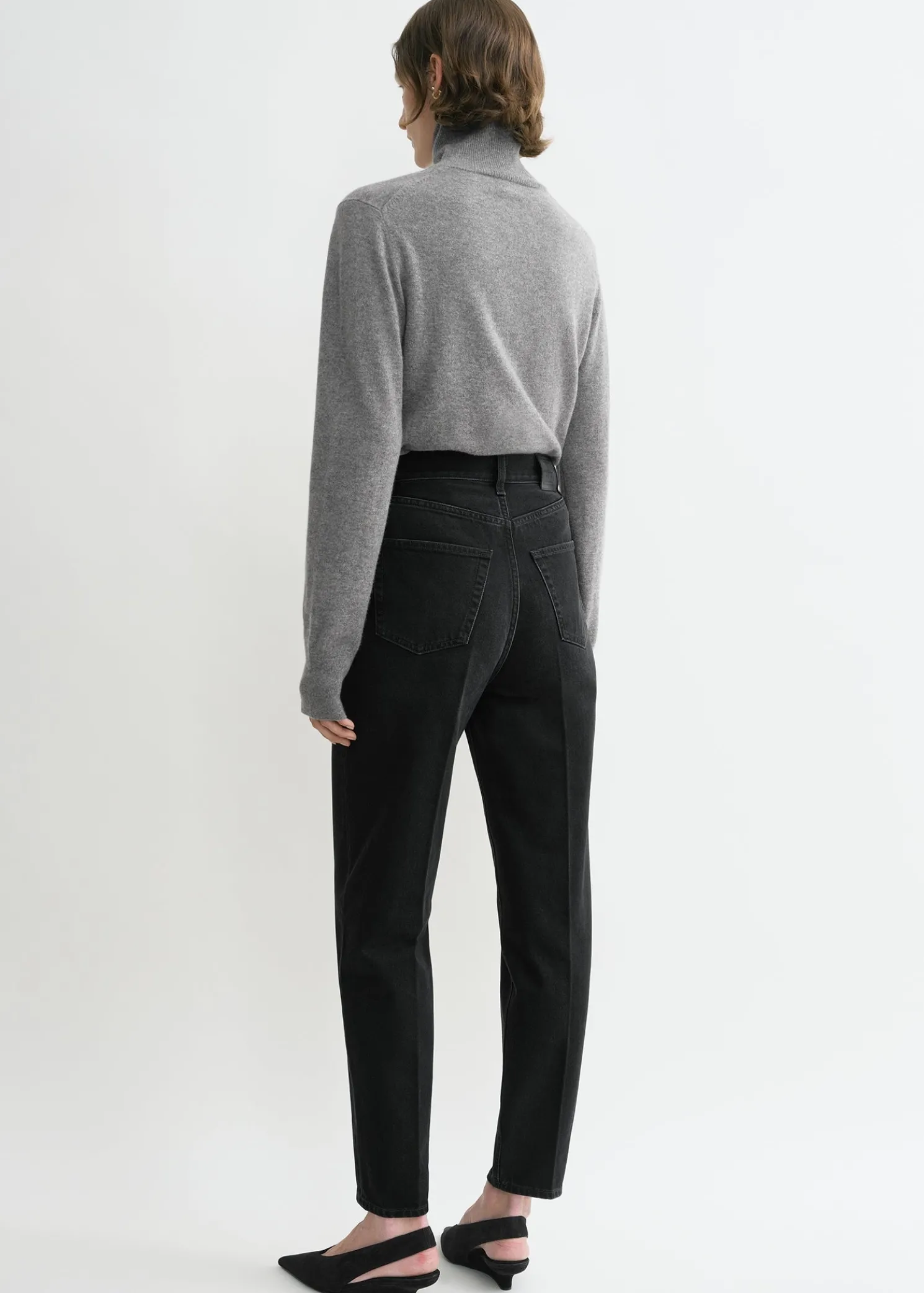 Tapered leg denim faded black