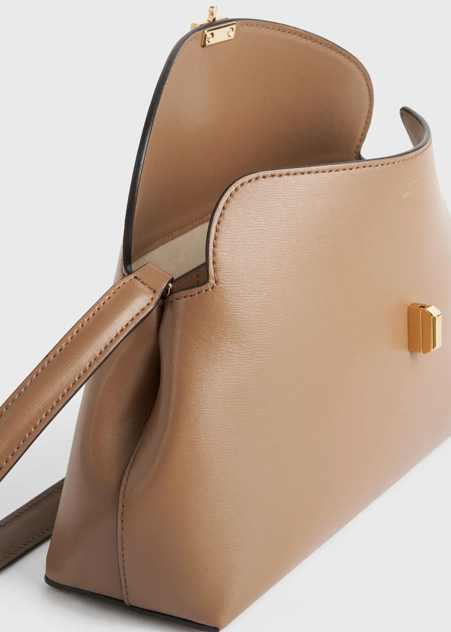 T-Lock leather clutch camel