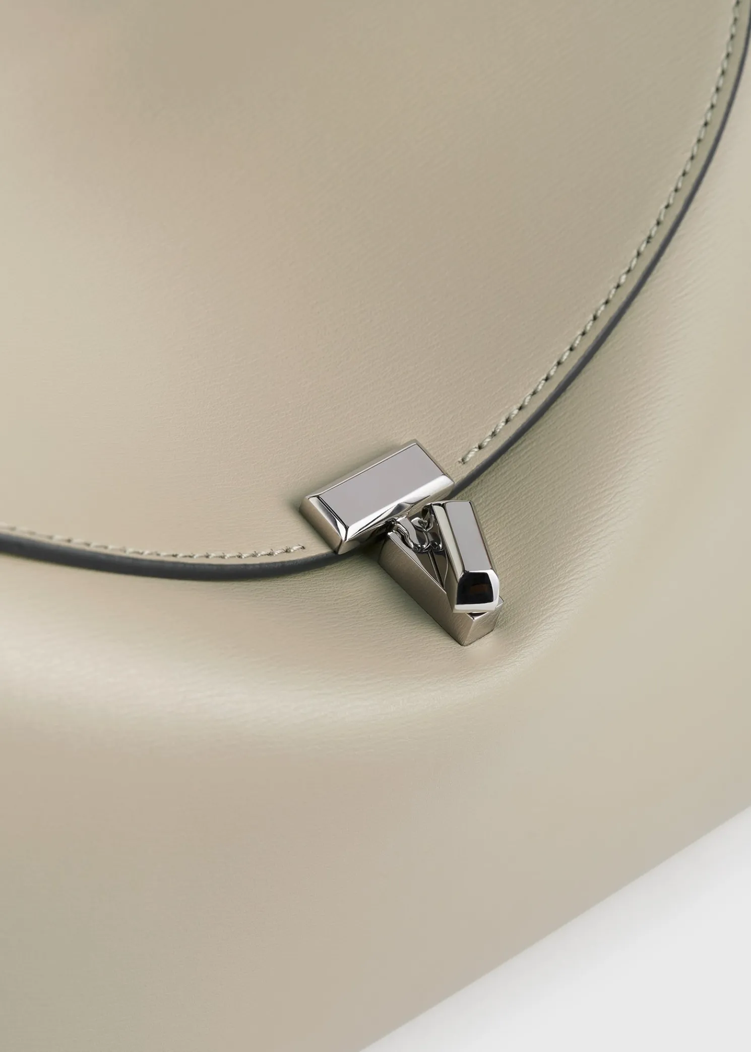 T-Lock leather top handle fawn