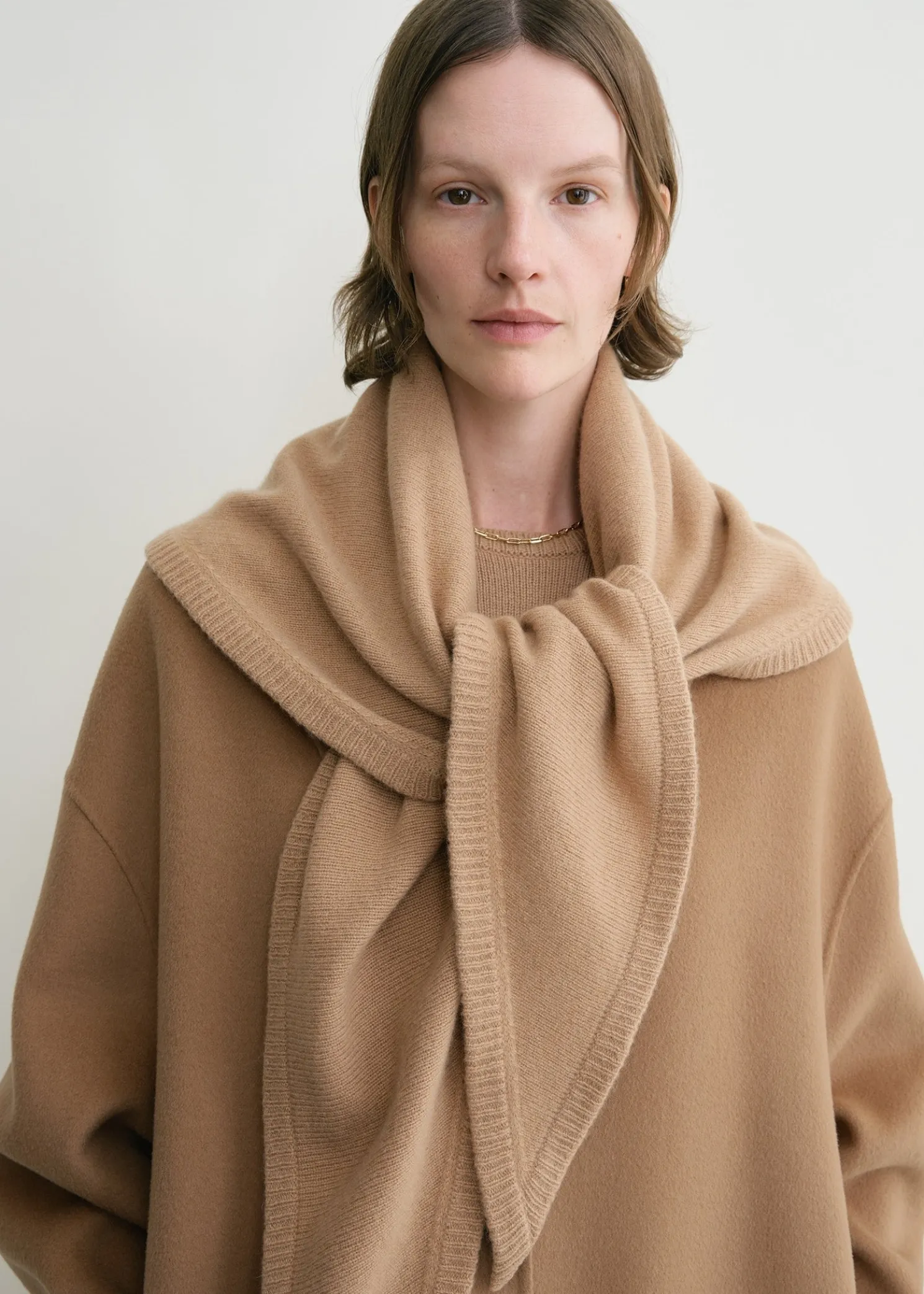 Triangle wool cashmere scarf camel
