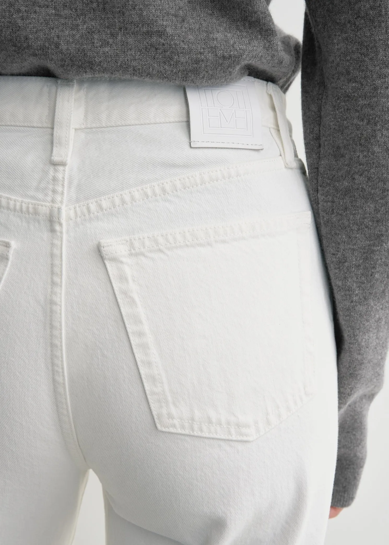 Twisted seam denim full length off-white