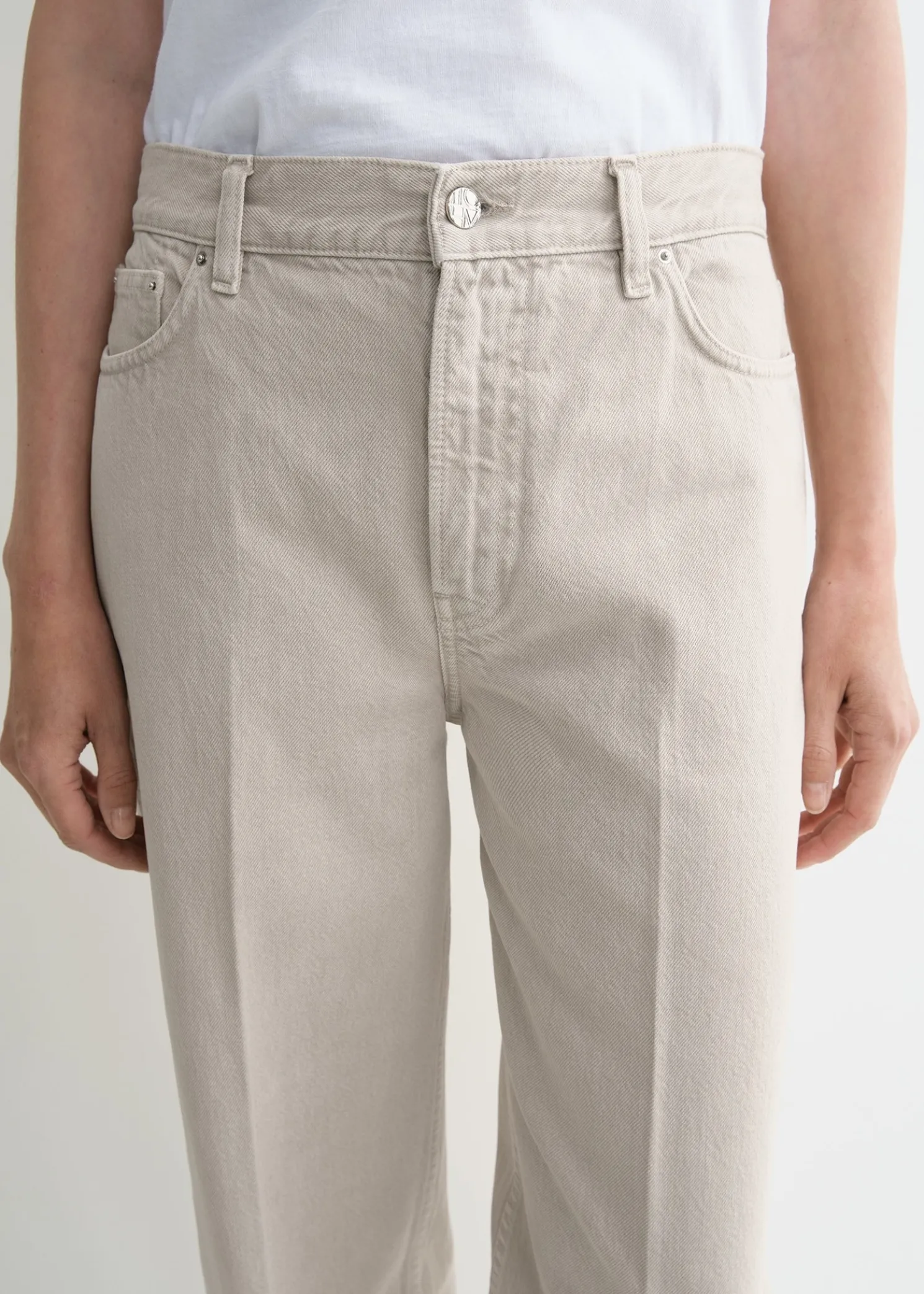 Wide tapered leg denim smoke grey