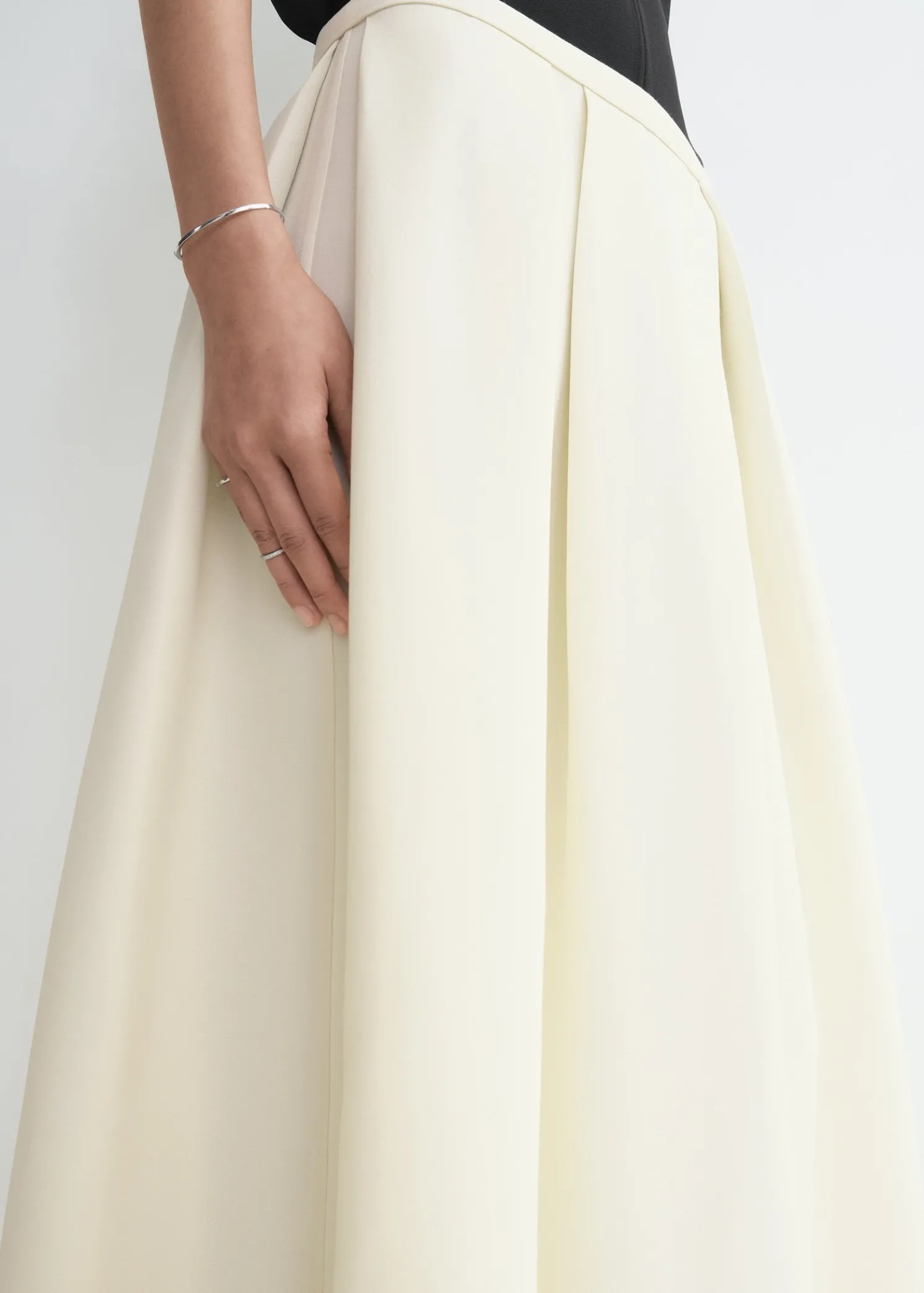 Wool silk twinflower skirt macadamia